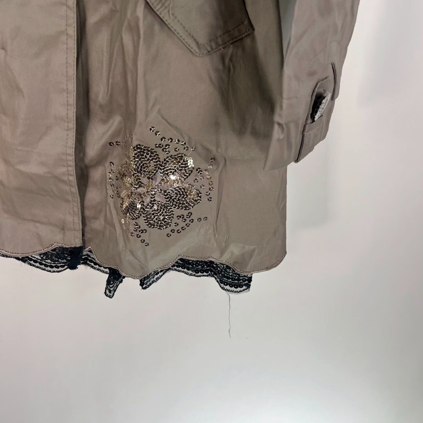 Max Mara Max Mara Coat Jr Size M Beige Double Breasted Belted Sequin Short Trench Womens Size 32" / US 10 / IT 46 - 2 Thumbnail