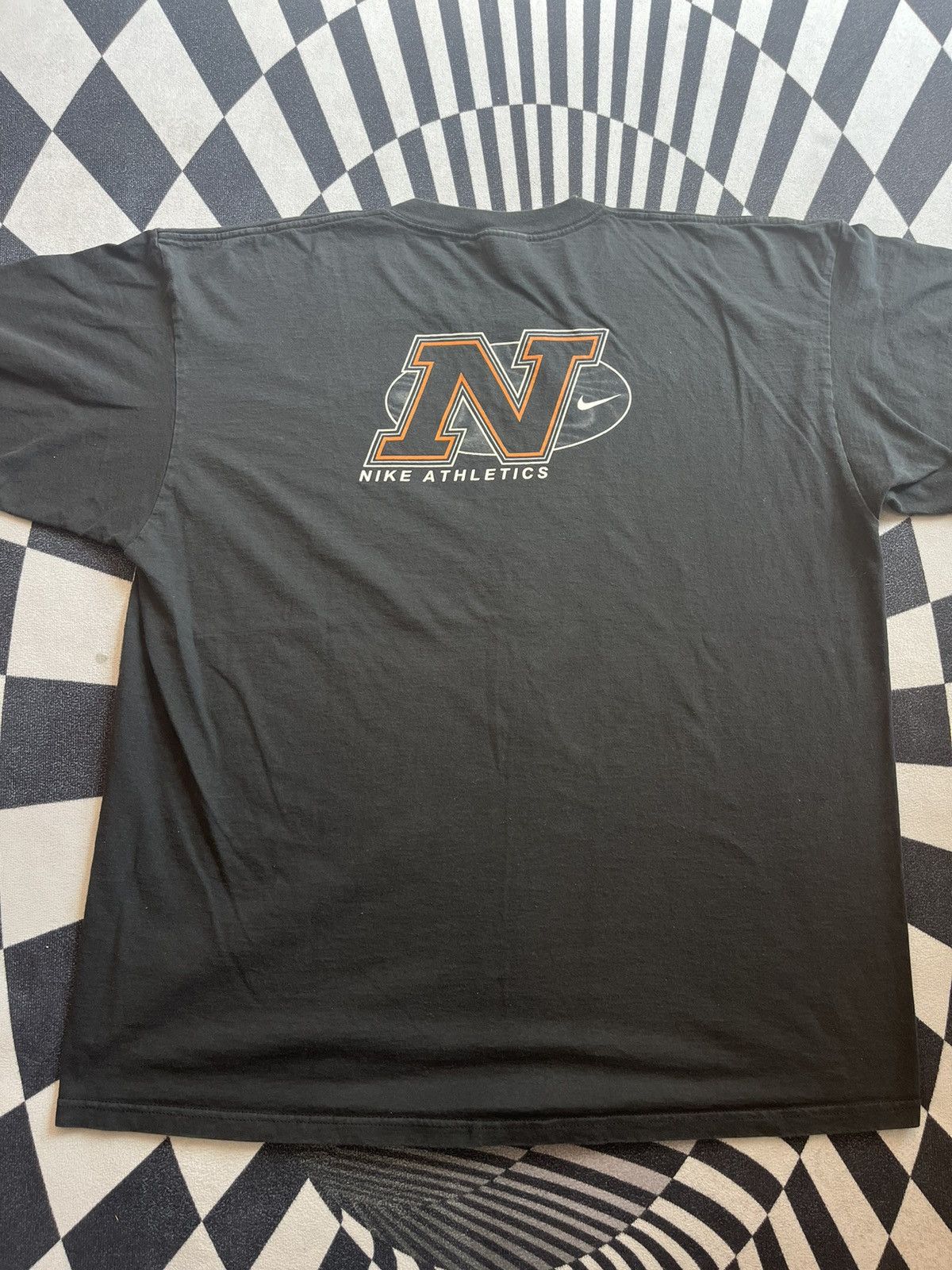 Nike Vintage NIKE ATHLETICS Logo collection 90’s Tshirt Size US XL / EU 56 / 4 - 5 Thumbnail