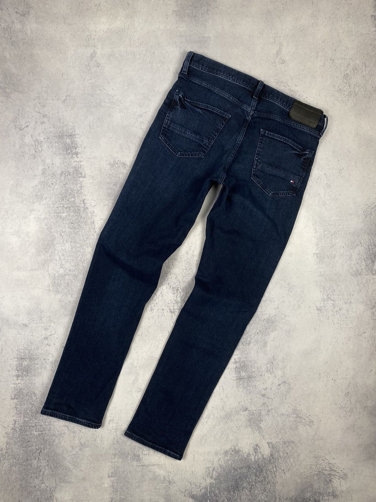 Designer × Tommy Hilfiger Tommy Hilfiger Denton Stretch Straight Fit Dark Blue Jeans Size US 32 / EU 48 - 1 Thumbnail