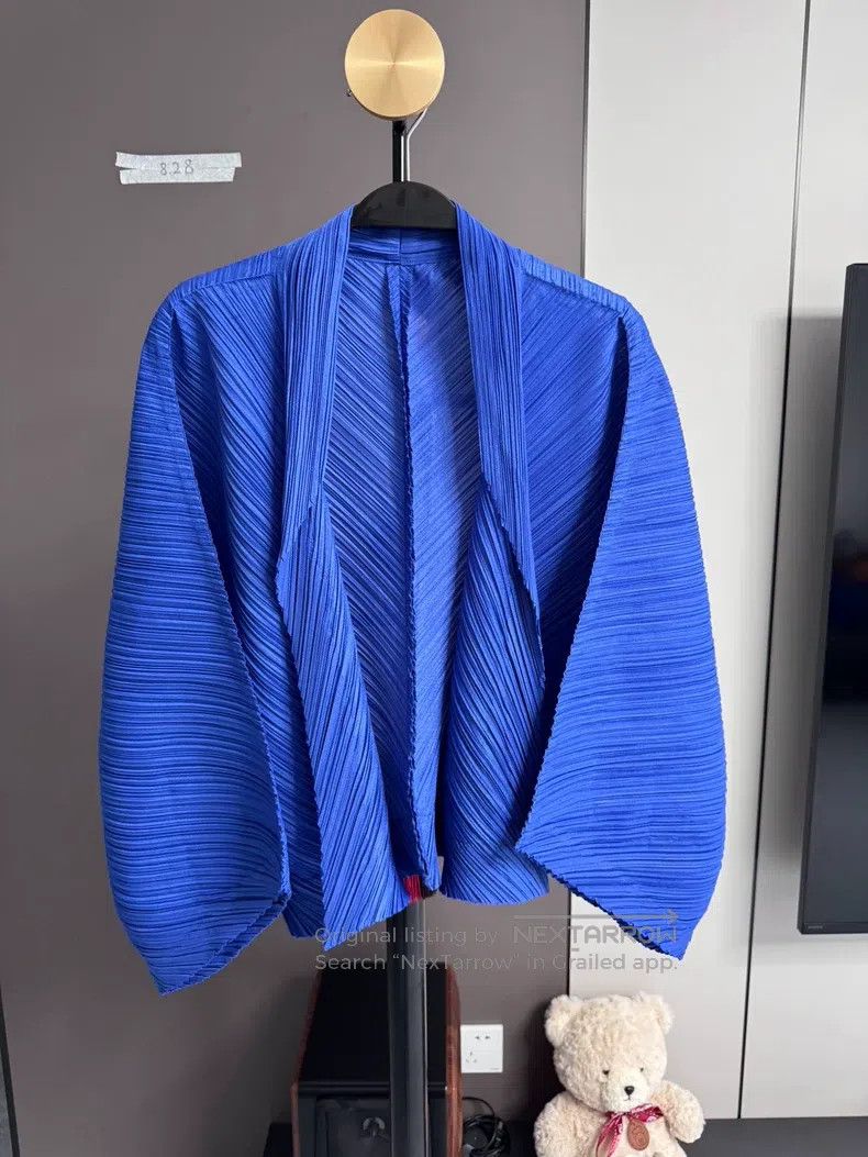 Issey Miyake Issey Miyake Blue Cardigan Size L / US 10 / IT 46 - 1 Thumbnail