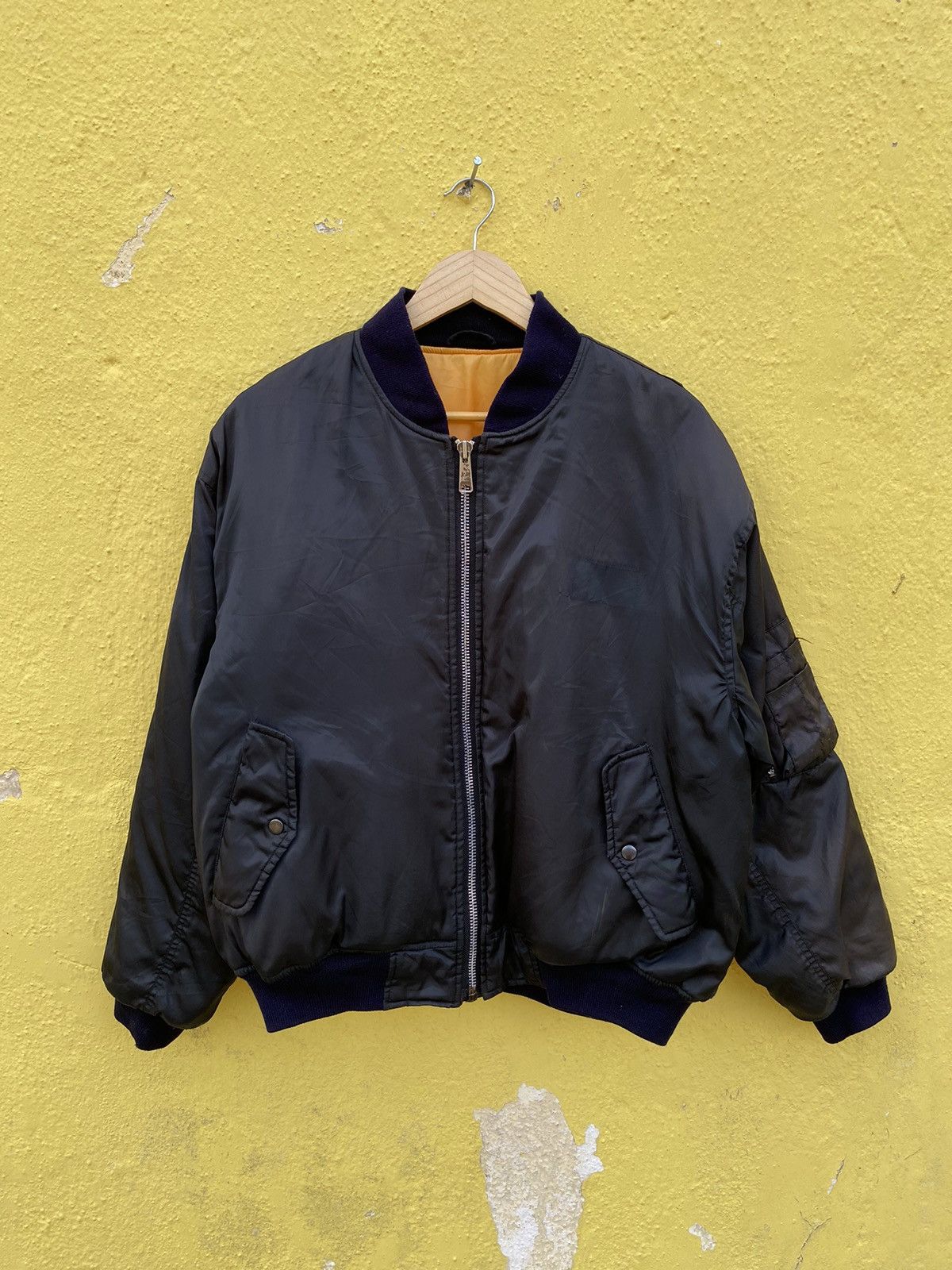 Vintage Vintage MA-1 Flying bomber jacket Size US L / EU 52-54 / 3 - 3 Thumbnail