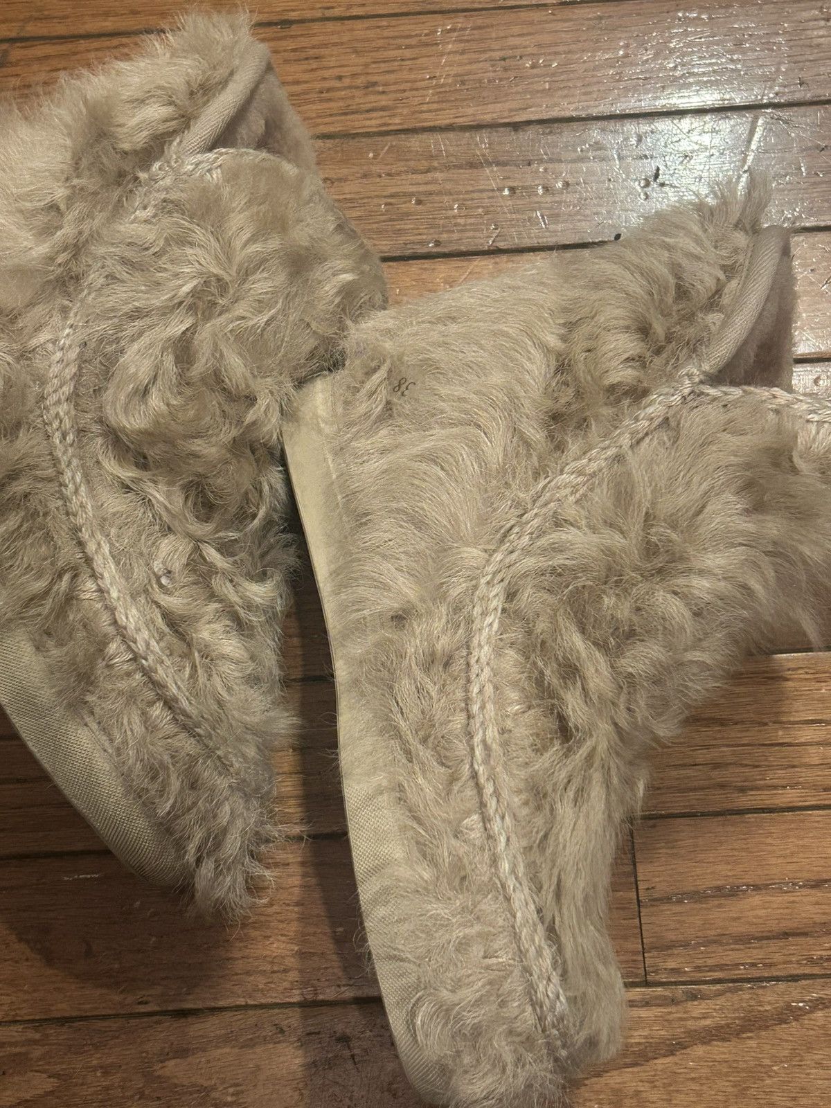 Mou MOU Cream Goat Hair Fur Eskimo Size US 8 / IT 38 - 9 Thumbnail