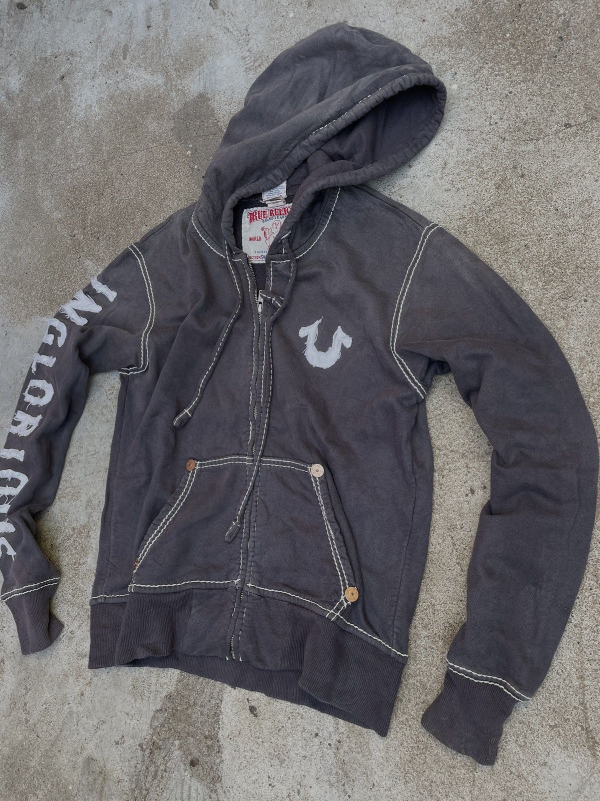 True Religion Vintage True Religion natural sun faded hoodie Size US M / EU 48-50 / 2 - 7 Thumbnail
