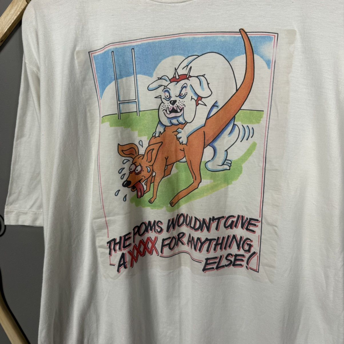 Vintage Vintage “The Poms Wouldn’t Give A XXXX For Else” T-Shirt Size US XL / EU 56 / 4 - 4 Thumbnail