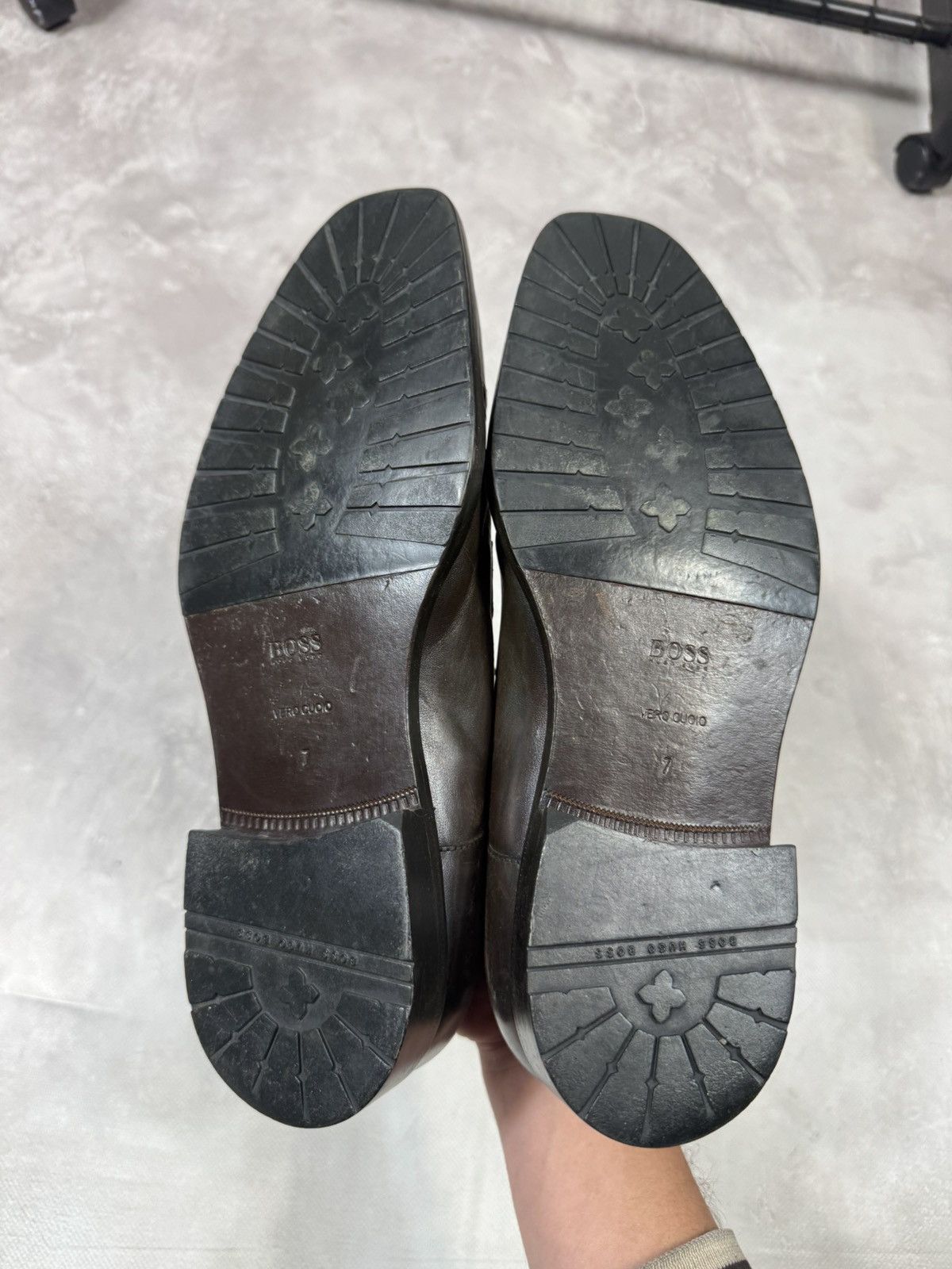 Hugo Boss Vintage Hugo Boss Brown Leather Shoes Size US 7 / EU 40 - 14 Thumbnail