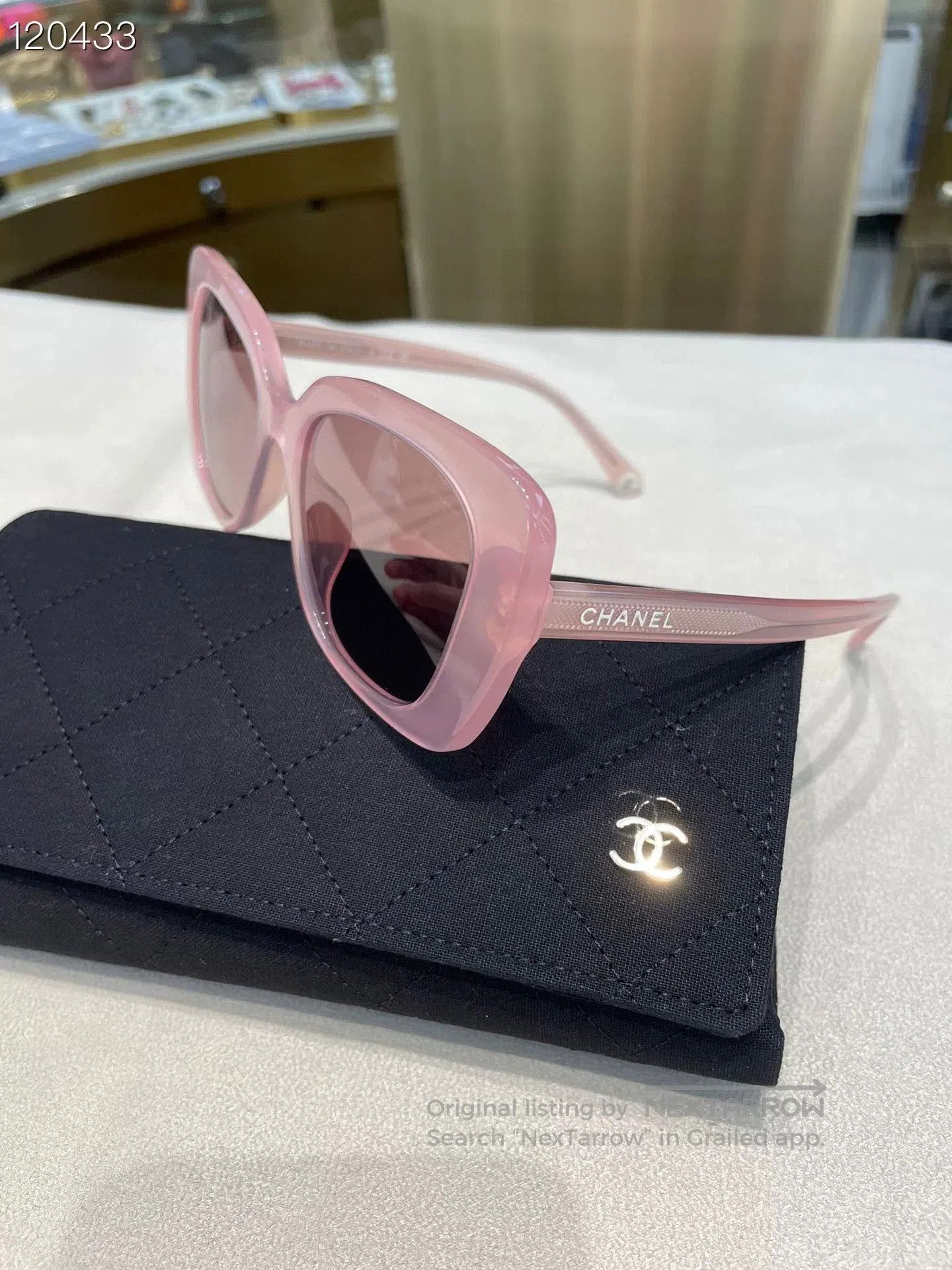 Chanel Chanel 2023 Summer Pink Jelly Sunglasses. Size ONE SIZE - 3 Thumbnail