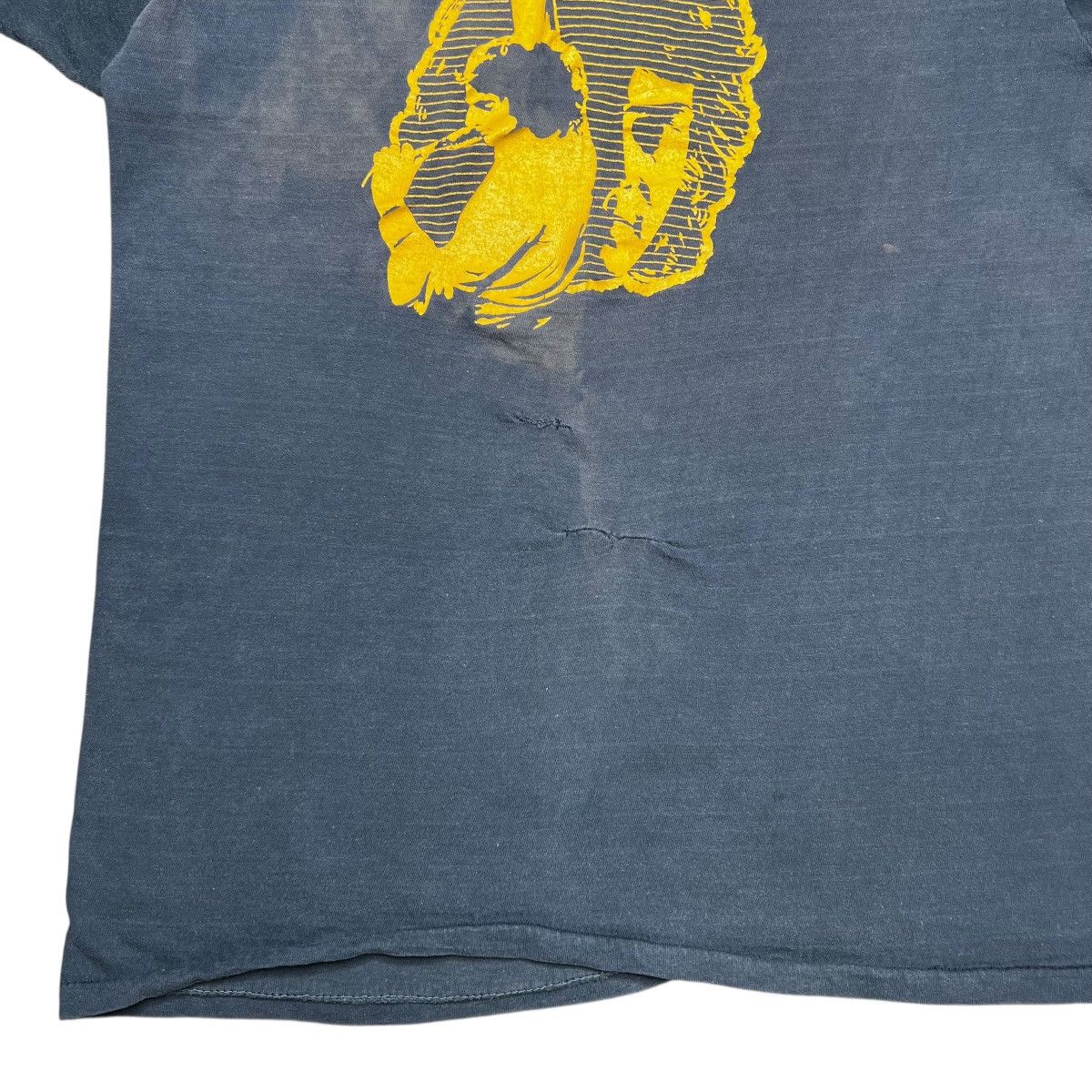 Band Tees Vintage 1970s Neil Diamond Band Tee Graphic T-Shirt Size US M / EU 48-50 / 2 - 9 Thumbnail