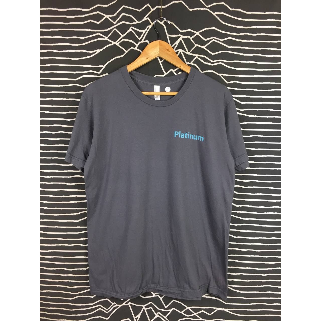 Arts & Science × Vintage Platinum Pt Periodic Table Of The Element Atomic Symbol Tee Size US L / EU 52-54 / 3 - 5 Thumbnail