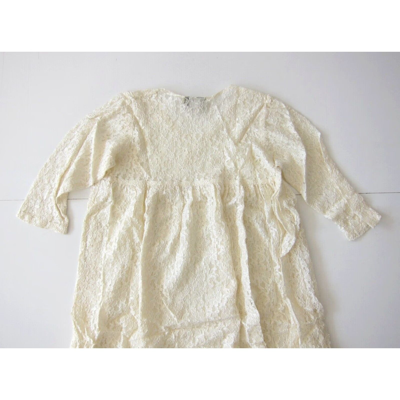 Vintage VINTAGE Elena Collection 100% Rayon Ivory Crochet Floral Peasant Blouse Small Womens Blouse Size S / US 4 / IT 40 - 6 Thumbnail