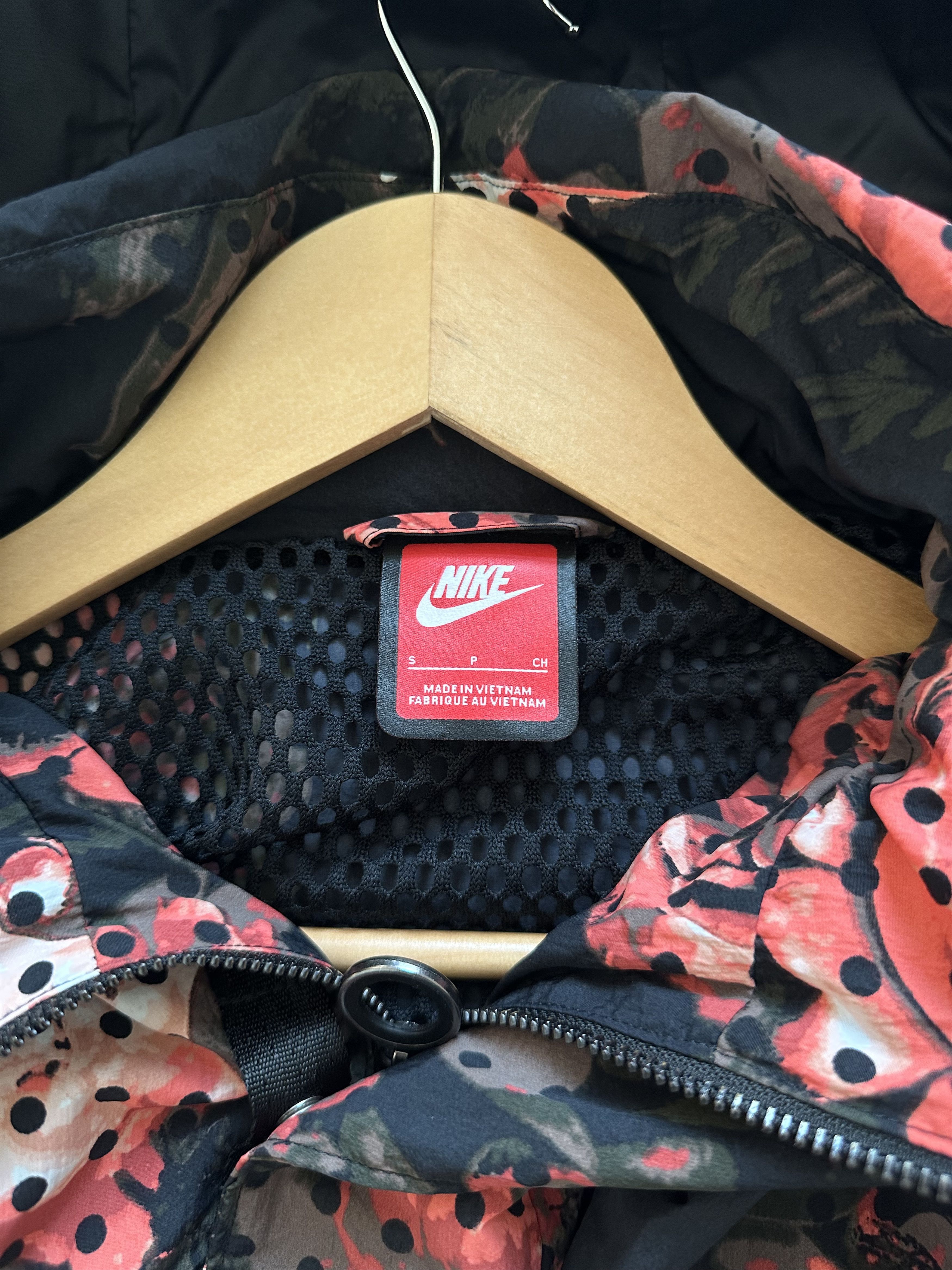 Nike Nike Flower Jacket Size US S / EU 44-46 / 1 - 5 Thumbnail