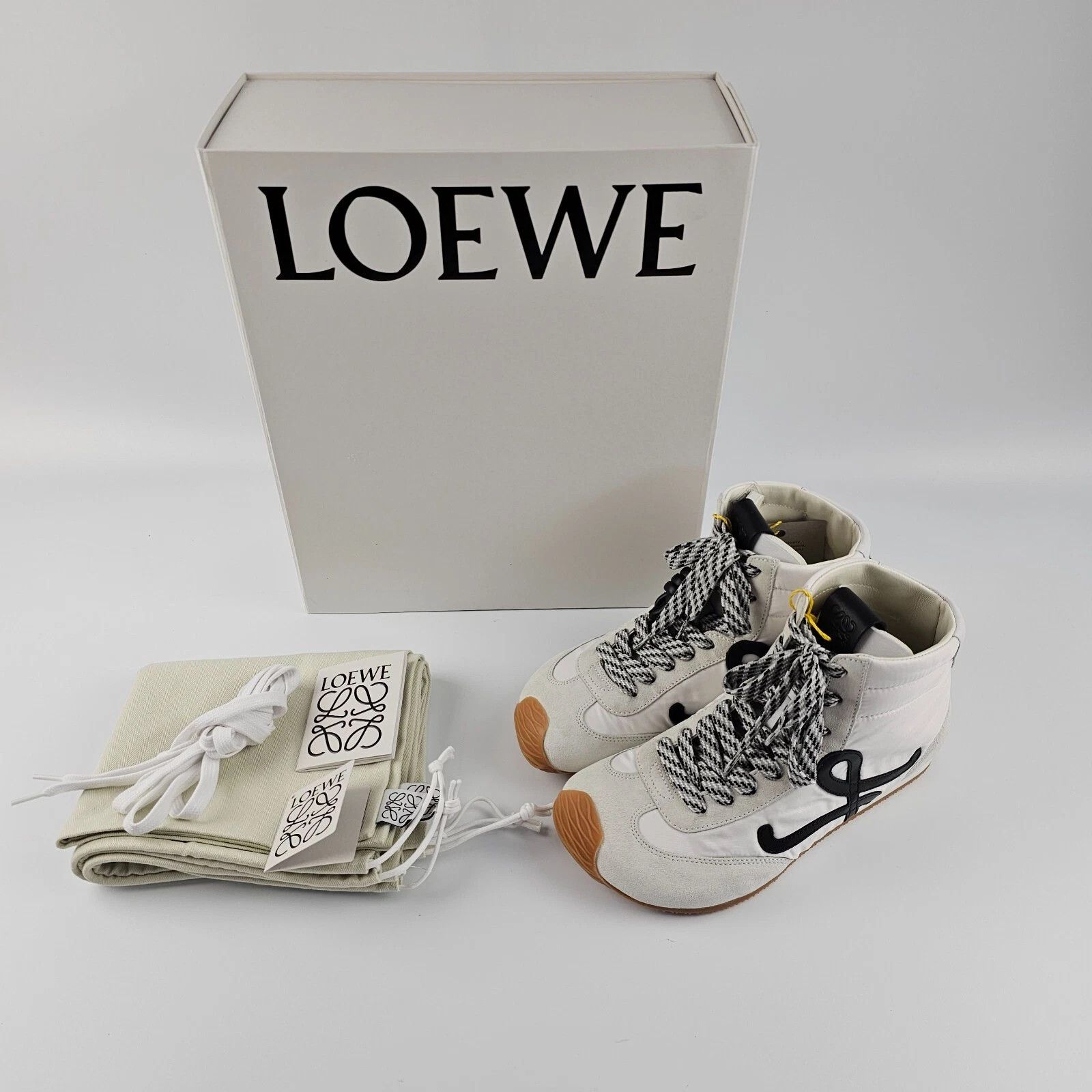Loewe LOEWE Ballet Runner 2.0 White/Black High Top Sneakers Size US 7 / IT 37 - 3 Thumbnail