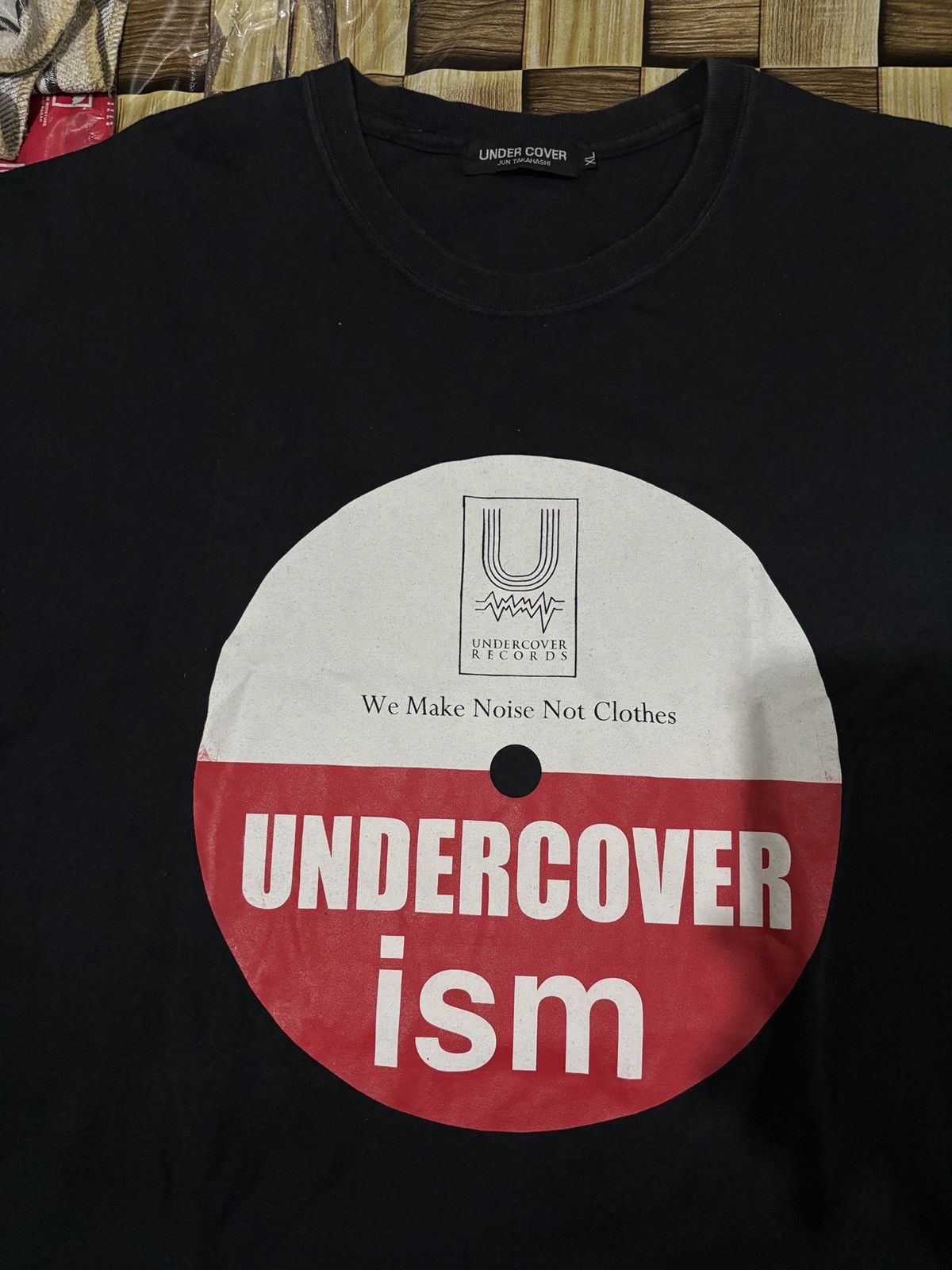 Undercover Undercover Records Label ‘We Make Noise Not Clothes’ Size US XL / EU 56 / 4 - 2 Thumbnail