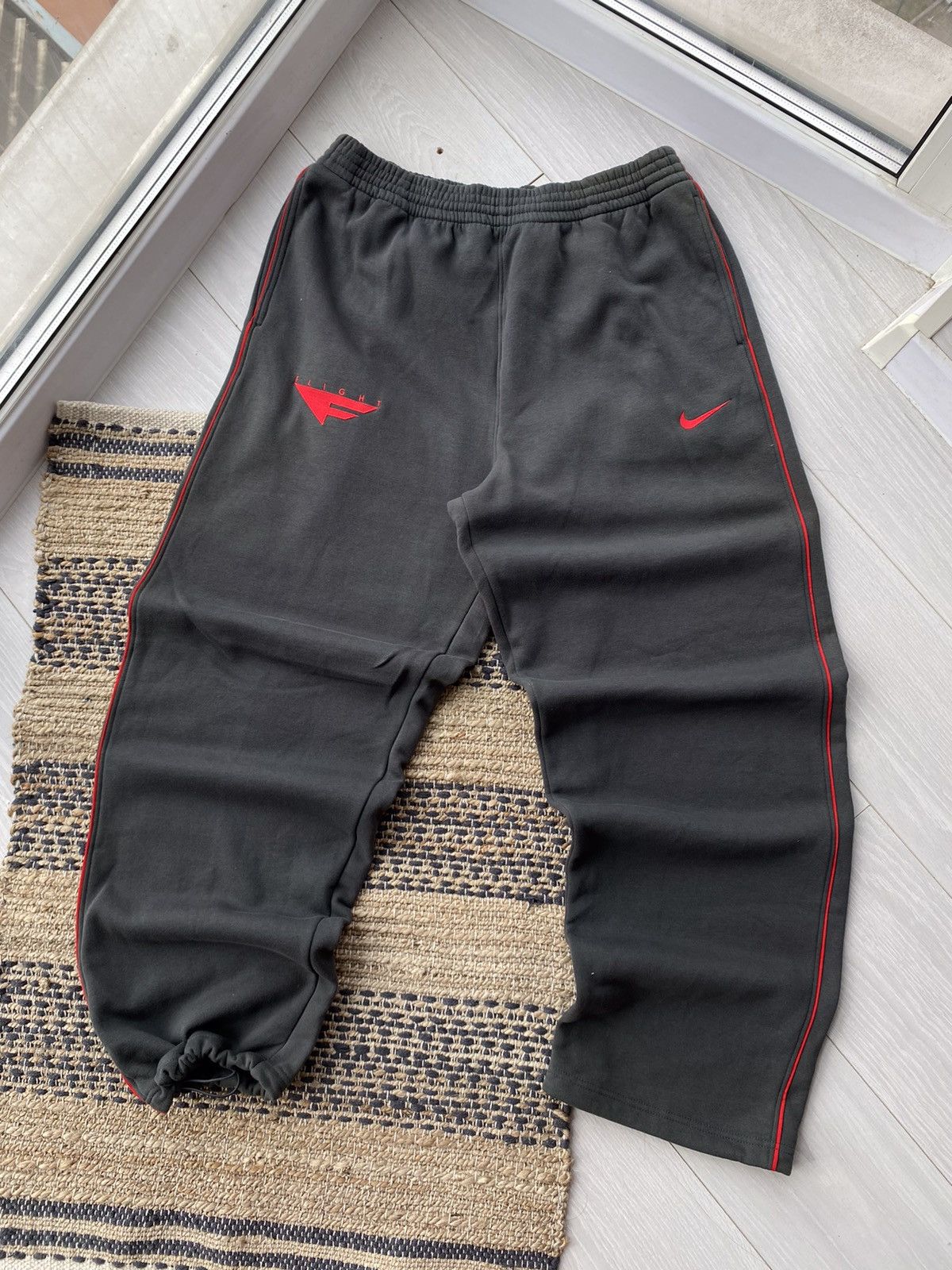 Mens nike baggy sweatpants hotsell