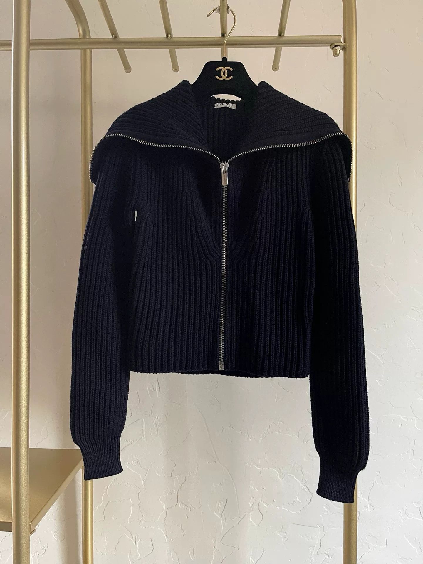 Miu Miu Miumiu Black Knit Zip Jacket IT38 Special Price Size US S / EU 44-46 / 1 - 1 Thumbnail