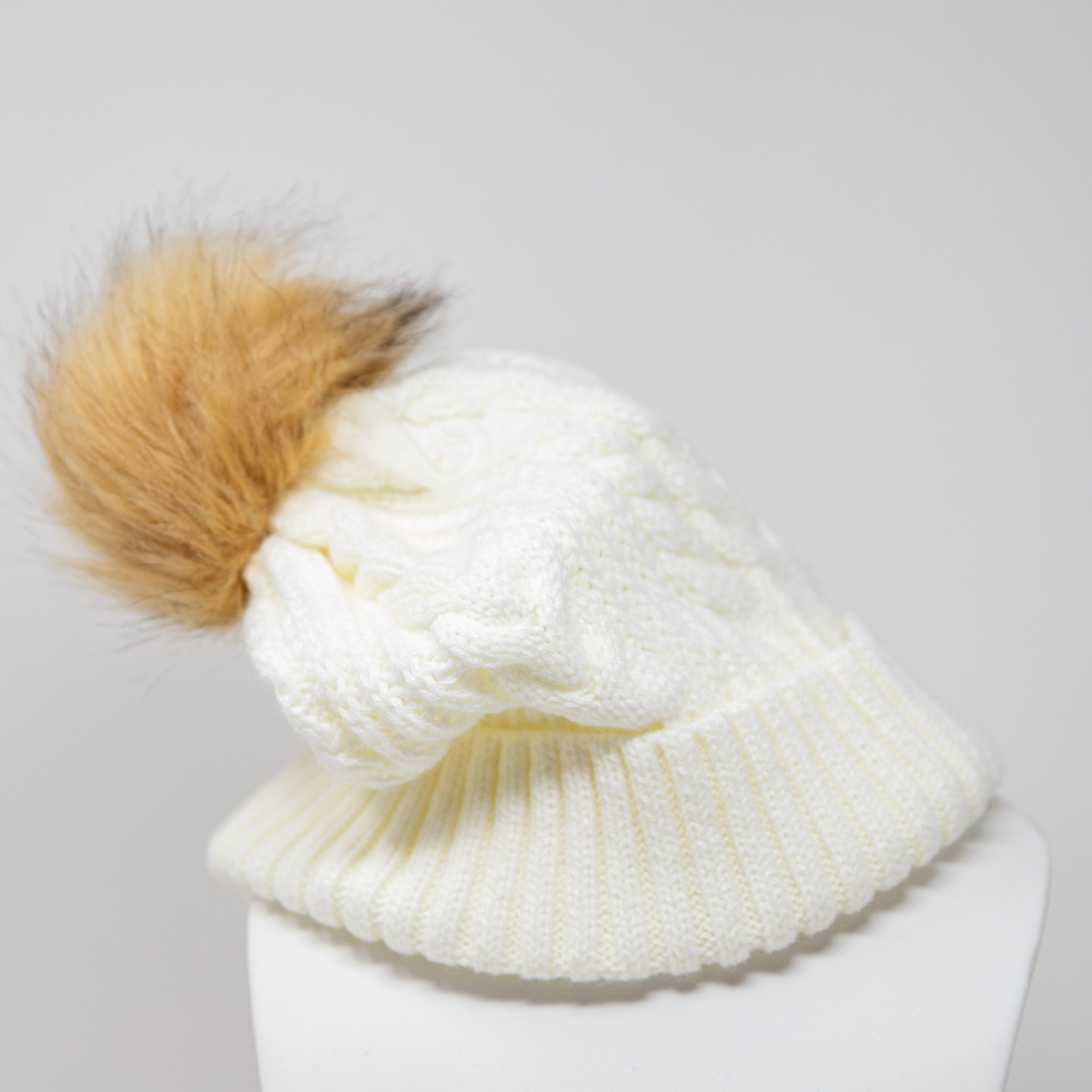 J.Crew J. Crew Cable Knit Stretch Faux Vegan Pom Size ONE SIZE - 2 Thumbnail