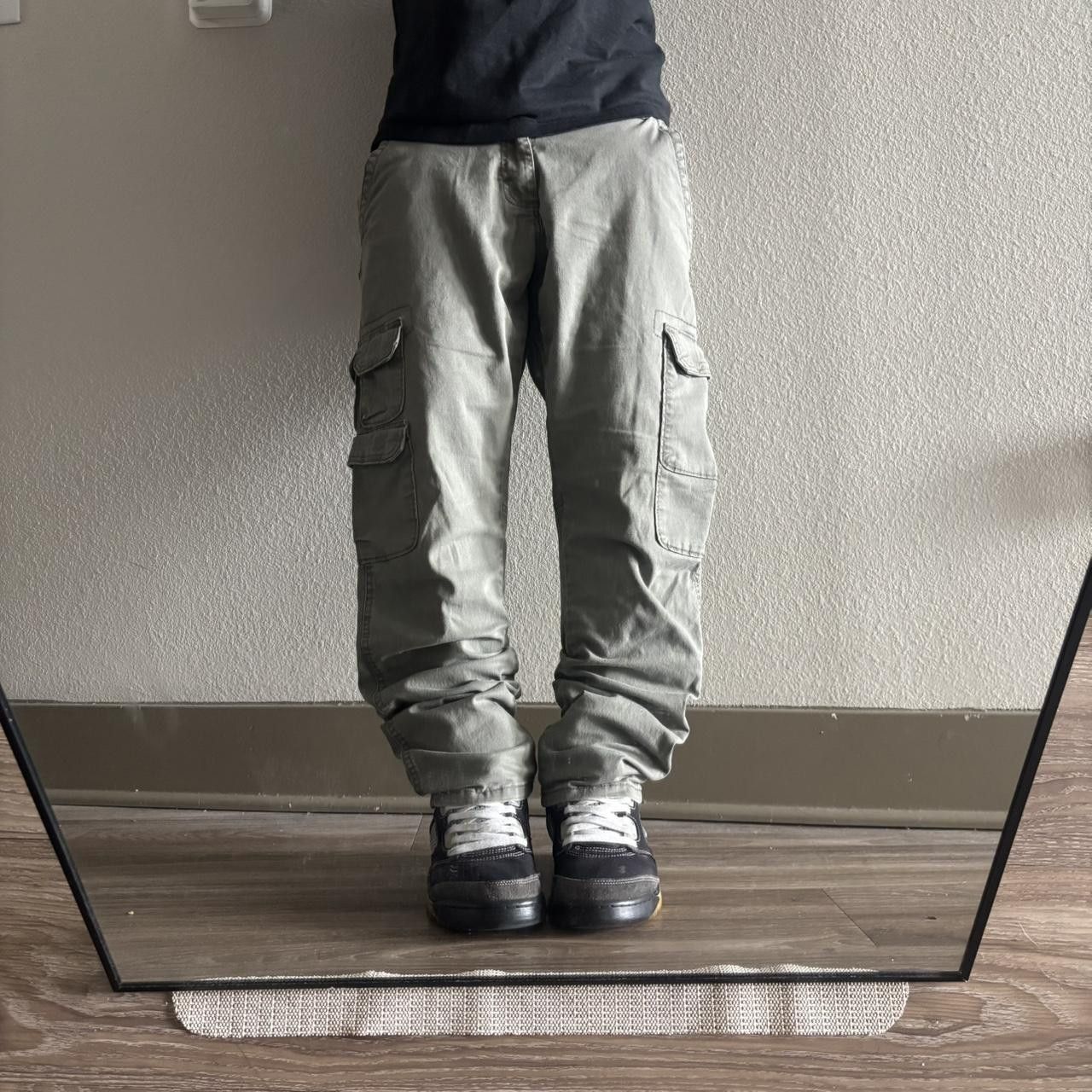 Vintage Crazy Vintage Y2K/2000s Faded Khaki Grunge Cargo Pants! 32x31 Size US 32 / EU 48 - 1 Thumbnail