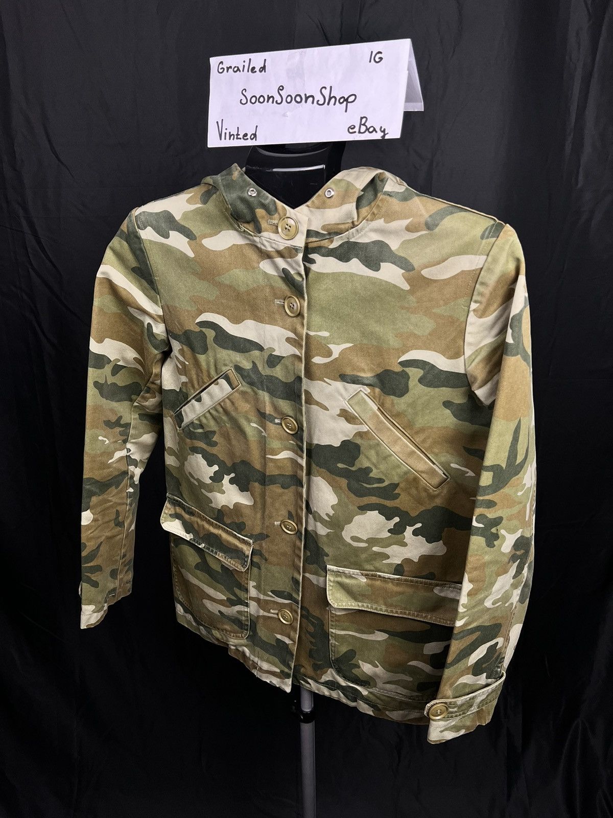 A.P.C. A.P.C. camouflage jacket windbreaker light jacket Size XS / US 0-2 / IT 36-38 - 1 Thumbnail