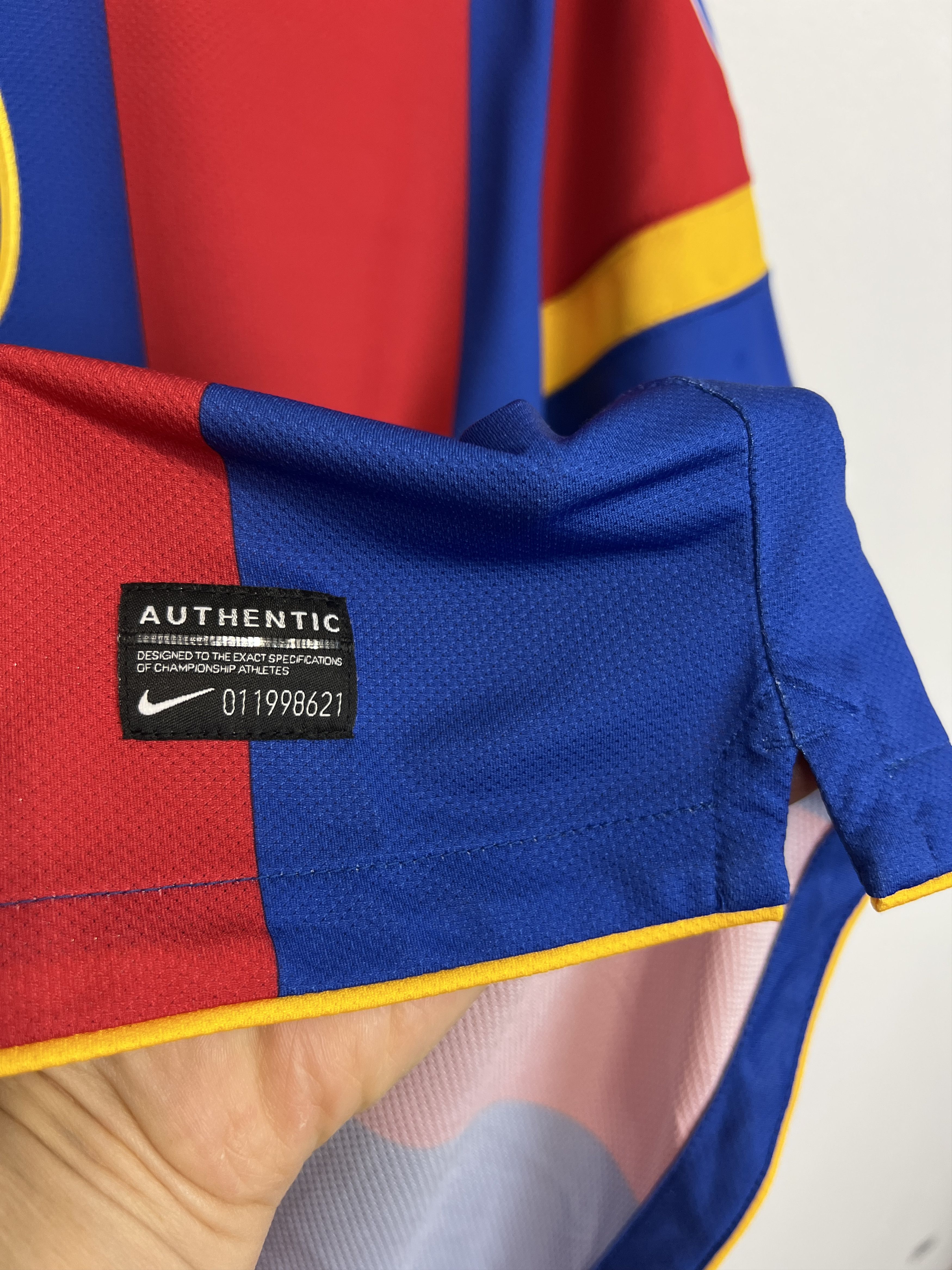 Nike Basel 1893 Home football shirt Soccer Jersey Trikot Rare Size US M / EU 48-50 / 2 - 5 Thumbnail