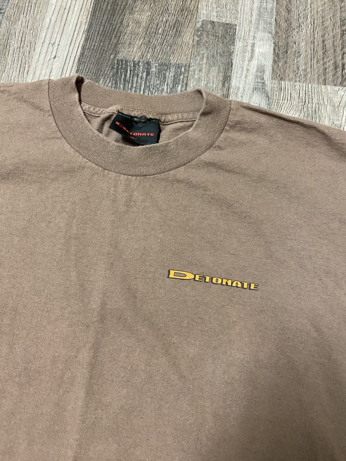 Vintage Vintage 90’s Detonate Single Stitch Hootchie Glide Tee Rare Size US XL / EU 56 / 4 - 4 Thumbnail