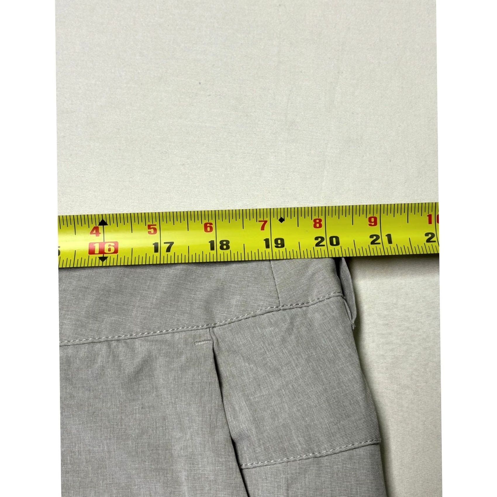 Vuori Vuori Aim Shorts Mens W38xL8 Light Grey Performance Chino Hybrid 8 Inch Size US 38 / EU 54 - 7 Thumbnail