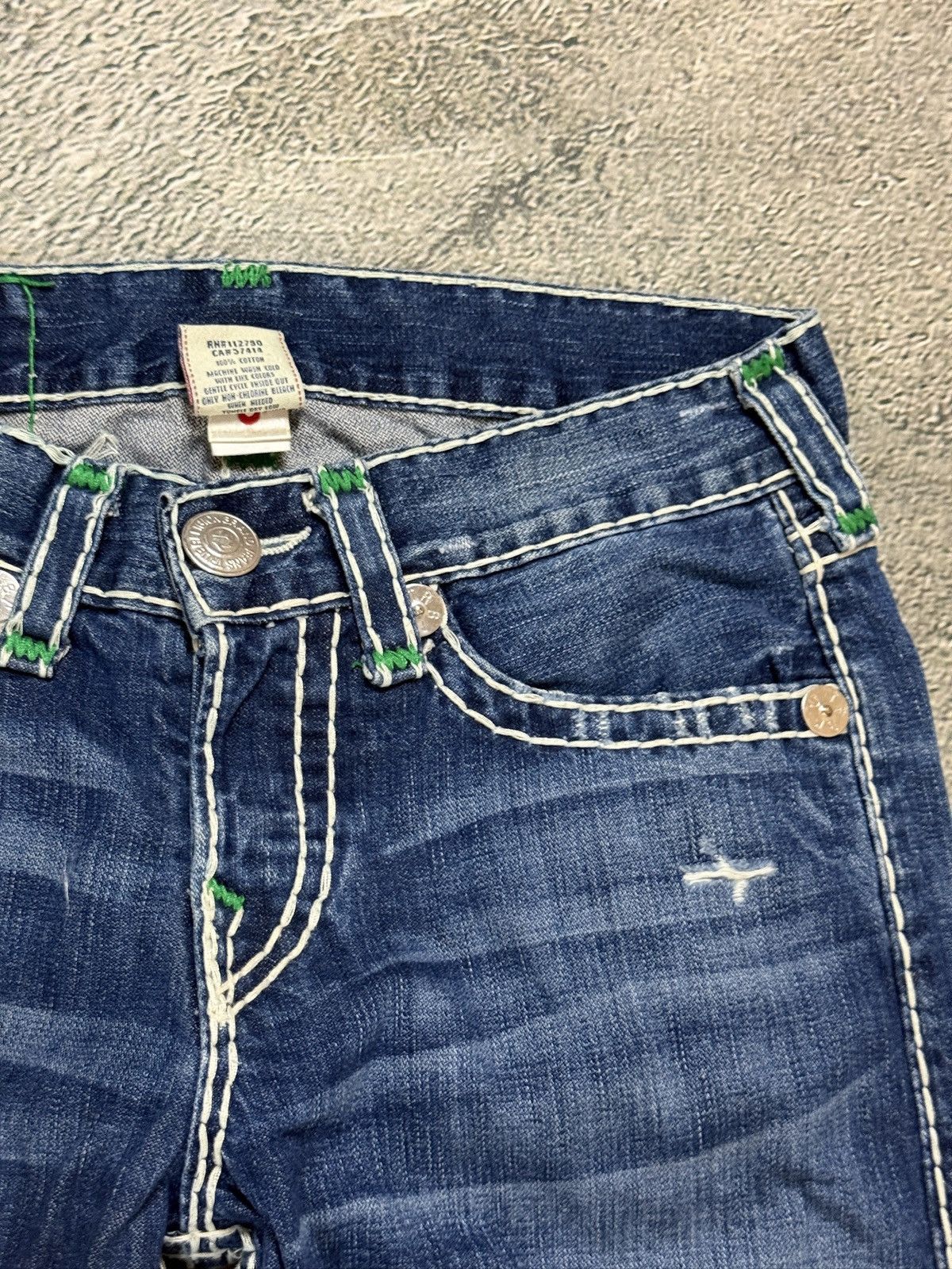 True Religion True Religion Geno Green tab blue jeans white stitching Size US 30 / EU 46 - 9 Thumbnail