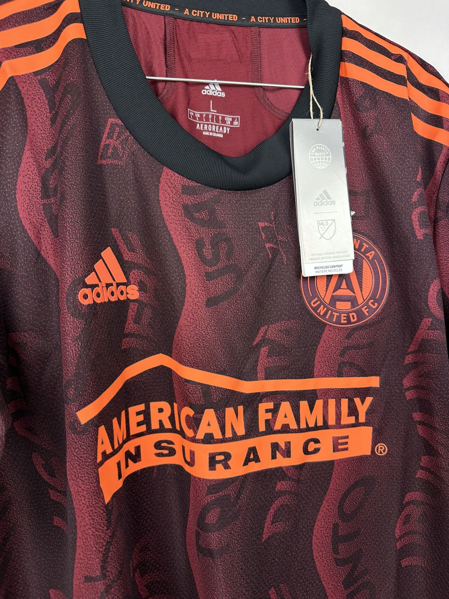 Adidas BNWT PLAYER ISSUE Atlanta United FC 2021 Third [L] Size US L / EU 52-54 / 3 - 5 Thumbnail