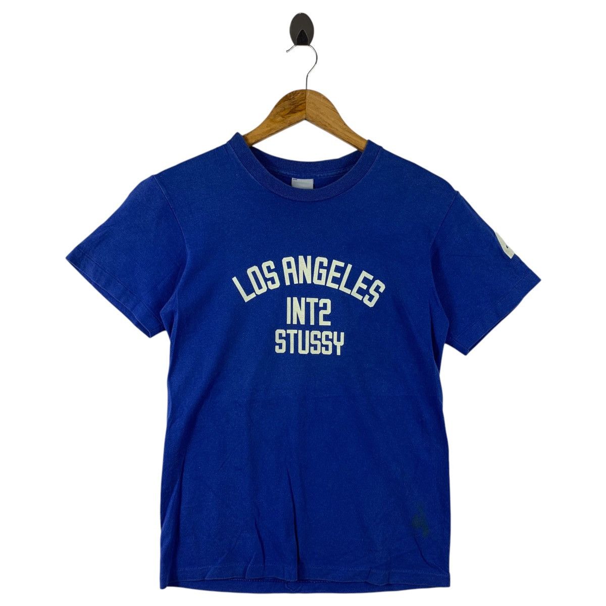 Stussy Vintage 90s STUSSY LA int2 stussy logo tee Size US S / EU 44-46 / 1 - 1 Thumbnail