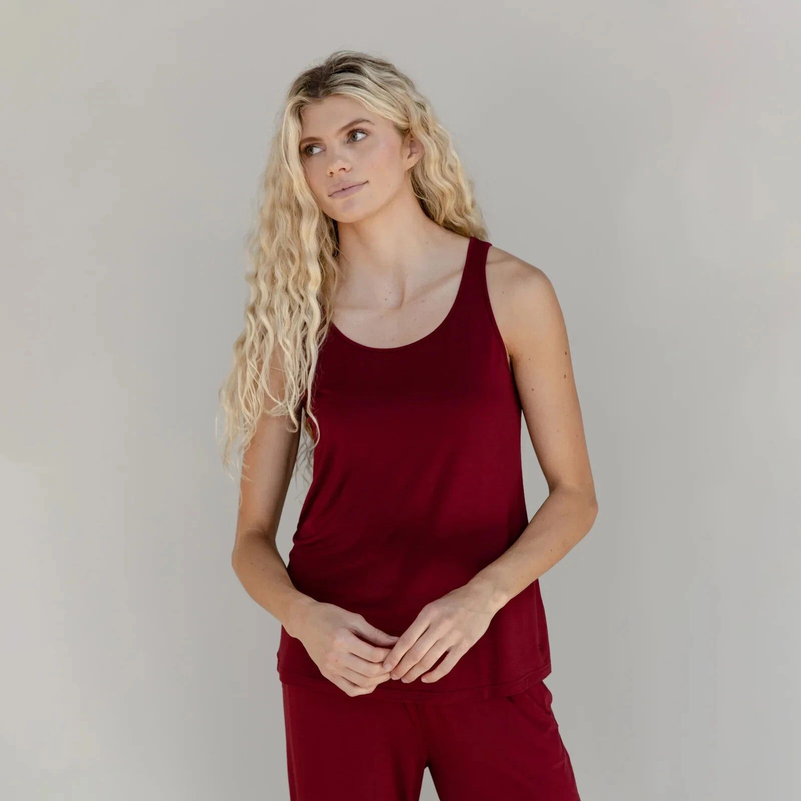 Other Cozy Earth XXXL Bamboo Lounge Tank NWT Pomegranate Top Size 3XL / US 20-22 - 1 Thumbnail