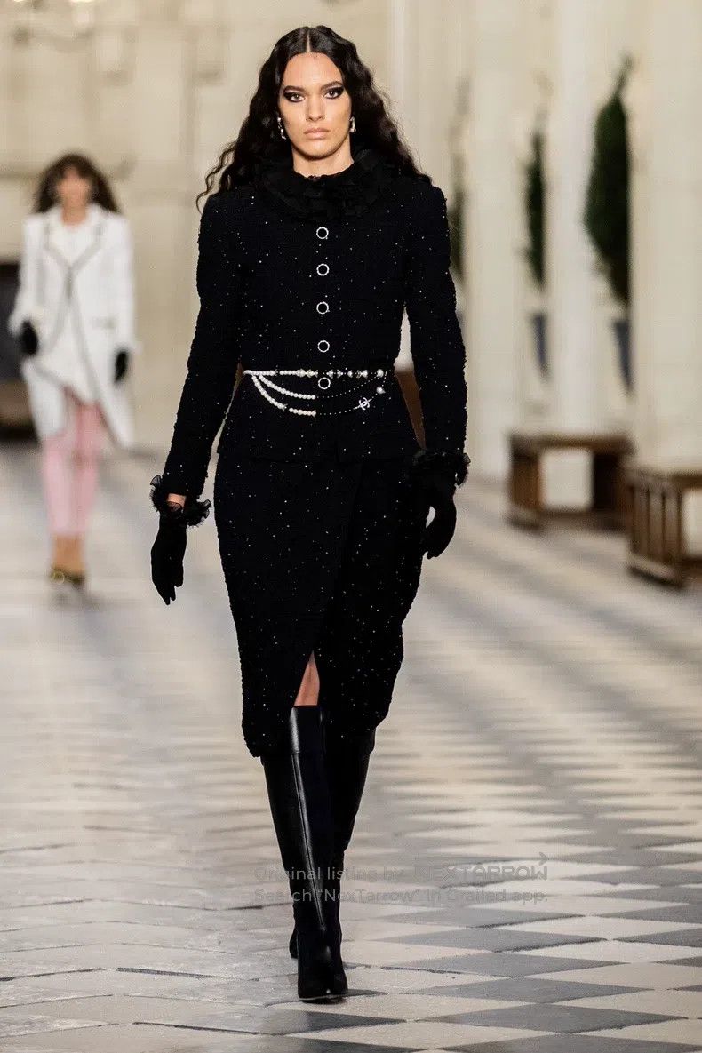 Chanel Chanel Castle series black pearl jacket Size XXS / US 00 / IT 34 - 9 Thumbnail