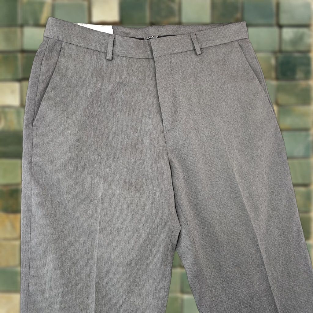 Calvin Klein Calvin Klein Pants Mens 30x30 Gray Straight Fit Dress Slacks Polyester Classic Size US 30 / EU 46 - 1 Thumbnail