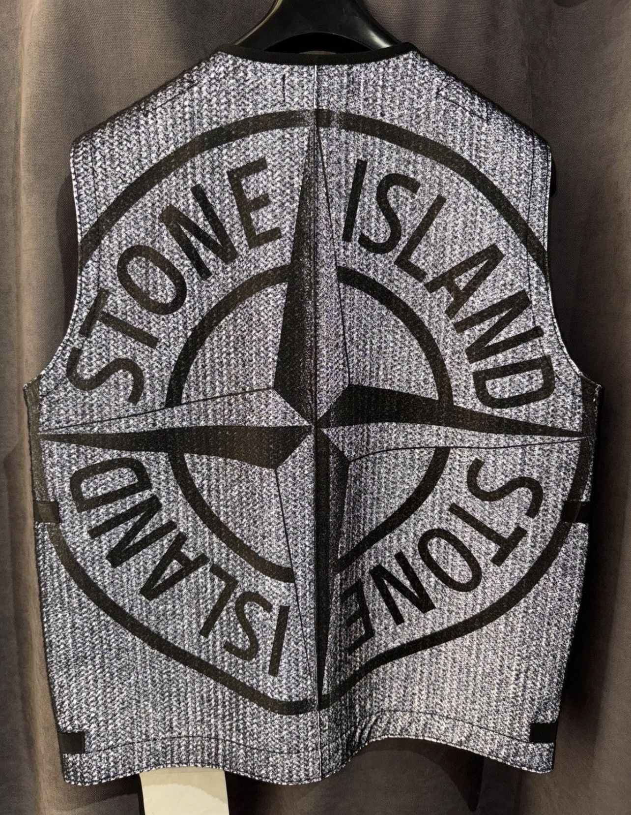 Stone Island Stone Island Needle Punched Punched Reflective Vest Size 52R - 1 Thumbnail