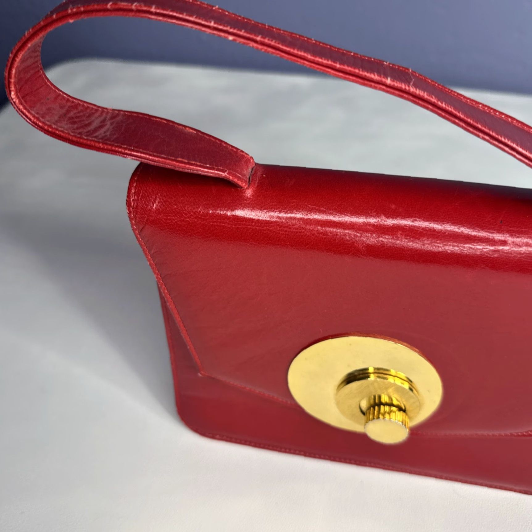 CO VINTAGE May Shoe Co Purse Hand Bag Charleston WV Red Coin Bag Size ONE SIZE - 2 Thumbnail