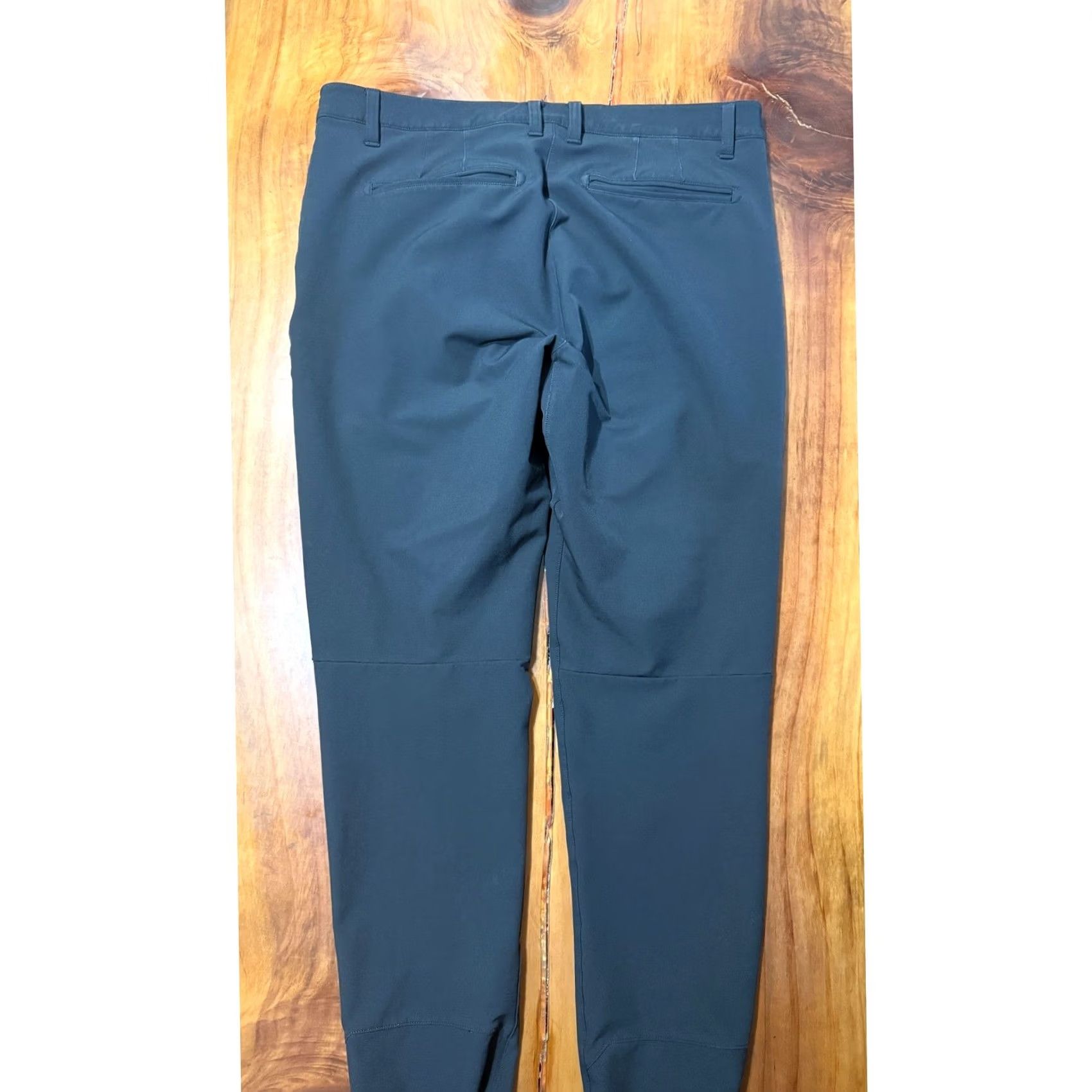 Rhone Rhone Men’s Pants 32 Jogger Flat Front Polyester Chino Casual Business Breathable Black Solid Knit Slim Classic 30in Inseam Men Size US 32 / EU 48 - 6 Thumbnail
