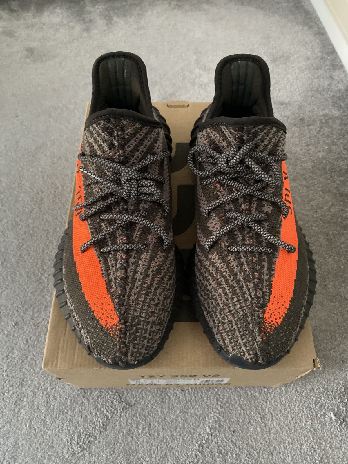 Yeezy Adidas Yeezy Boost 350 V2 Size US 10 / EU 43 - 1 Thumbnail