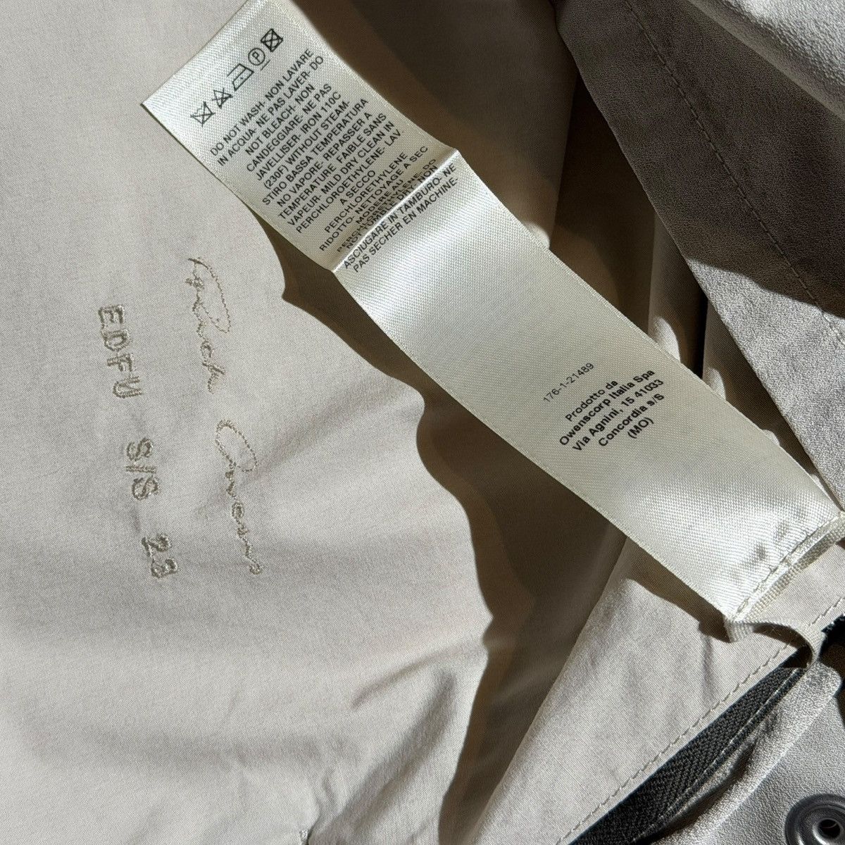 Rick Owens SS23 Edfu snap front strap shirt Size US L / EU 52-54 / 3 - 5 Thumbnail
