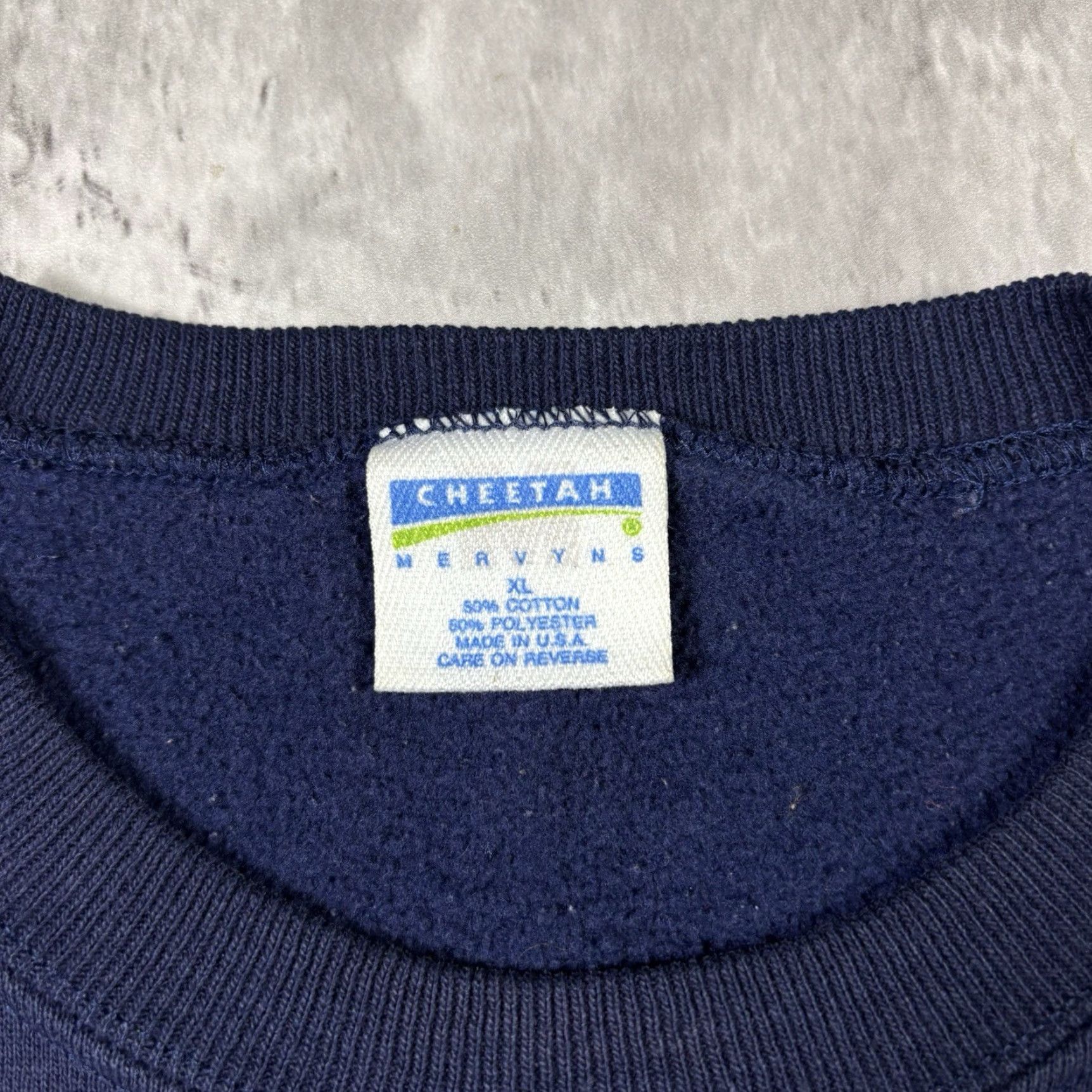 Vintage Vintage Notre Dame University Sweatshirt College Logo Fighting Irish Adult XL Size US XL / EU 56 / 4 - 5 Thumbnail