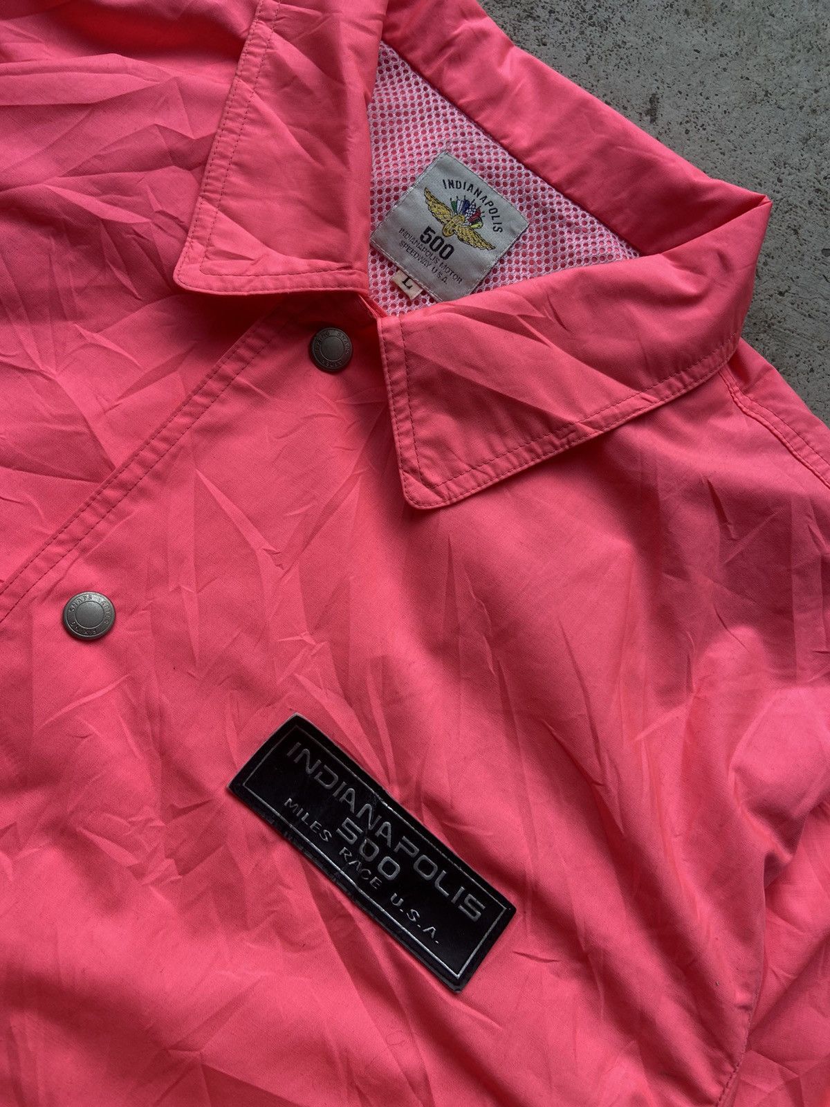Vintage Vintage 90s Indy 500 Racing Neon Pink Coach Jacket Size US L / EU 52-54 / 3 - 3 Thumbnail