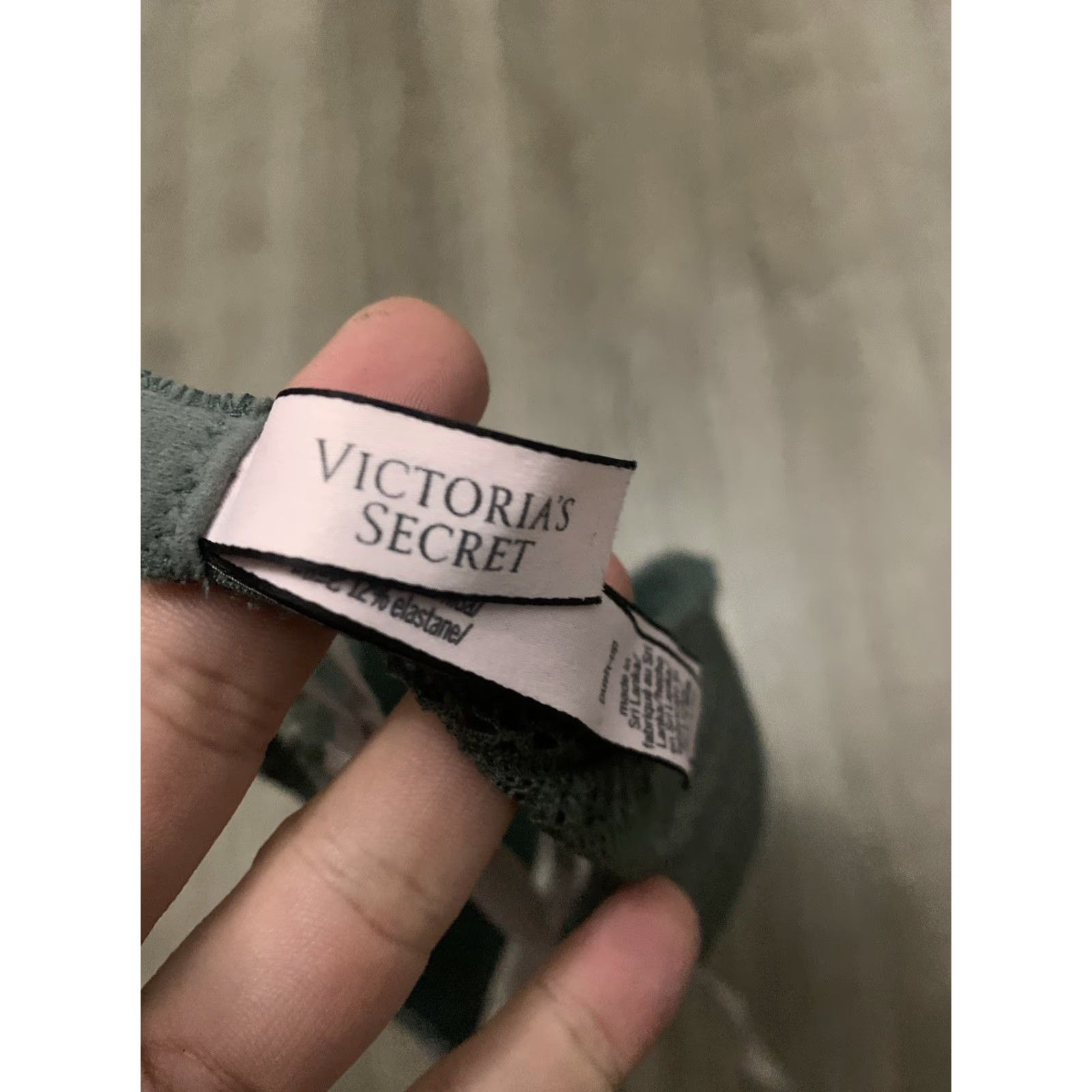 Victoria's Secret Victoria's Secret Push Up Bra Lace Padded Underwire Womens 32D Green Size ONE SIZE - 3 Thumbnail