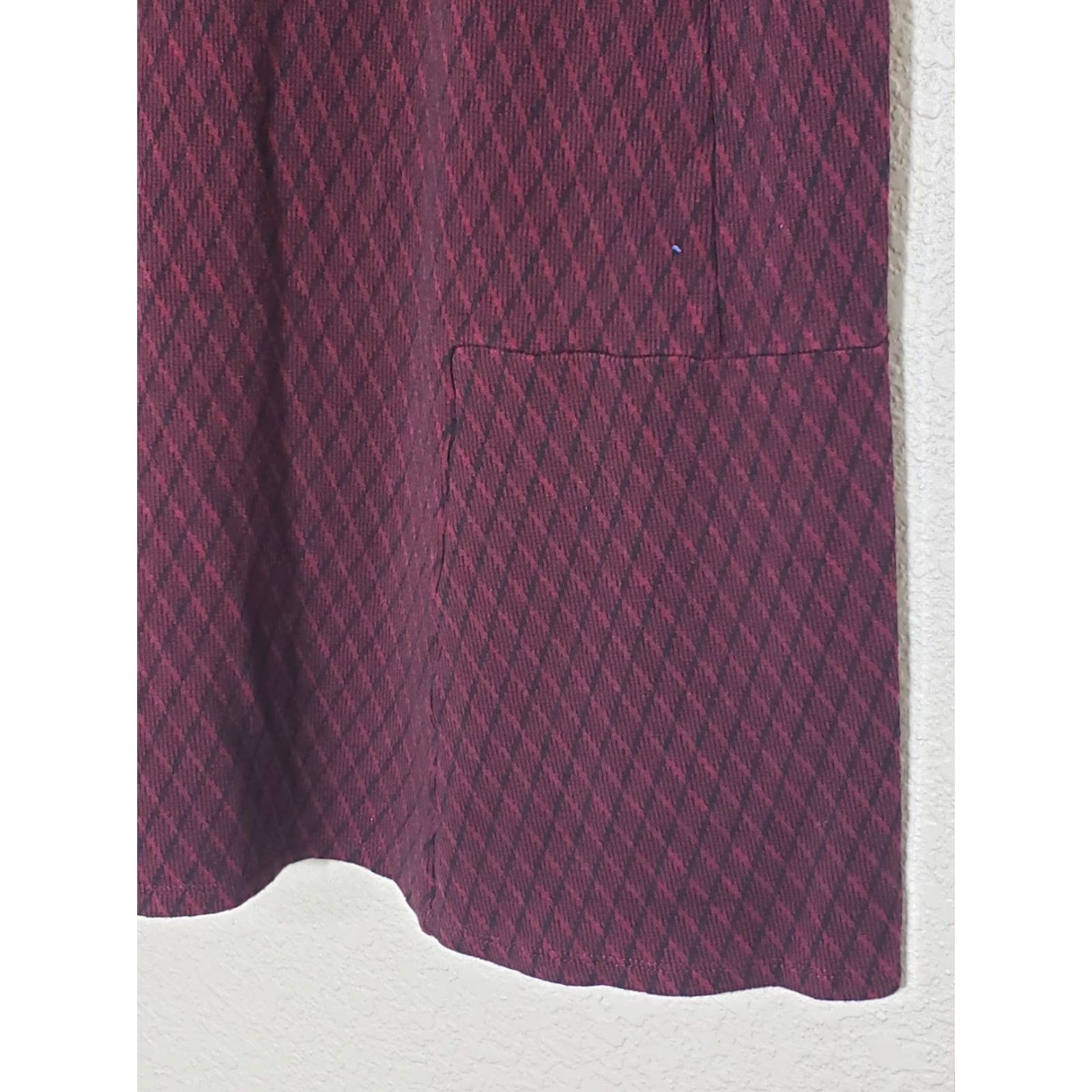 J. Jill J.Jill Ponte Shift Dress Petite Medium Maroon Argyle Print 3/4 Sleeve Stretch Size M / US 6-8 / IT 42-44 - 3 Thumbnail