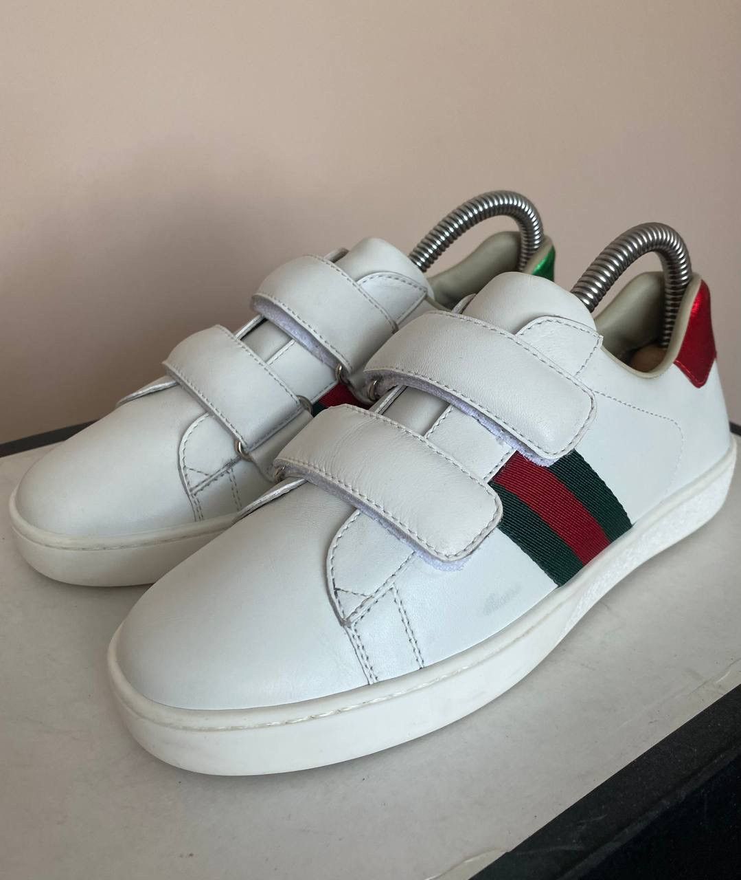 Gucci Gucci Kids ACE Leather Velcro Sneakers Size US 5 / EU 37 - 3 Thumbnail