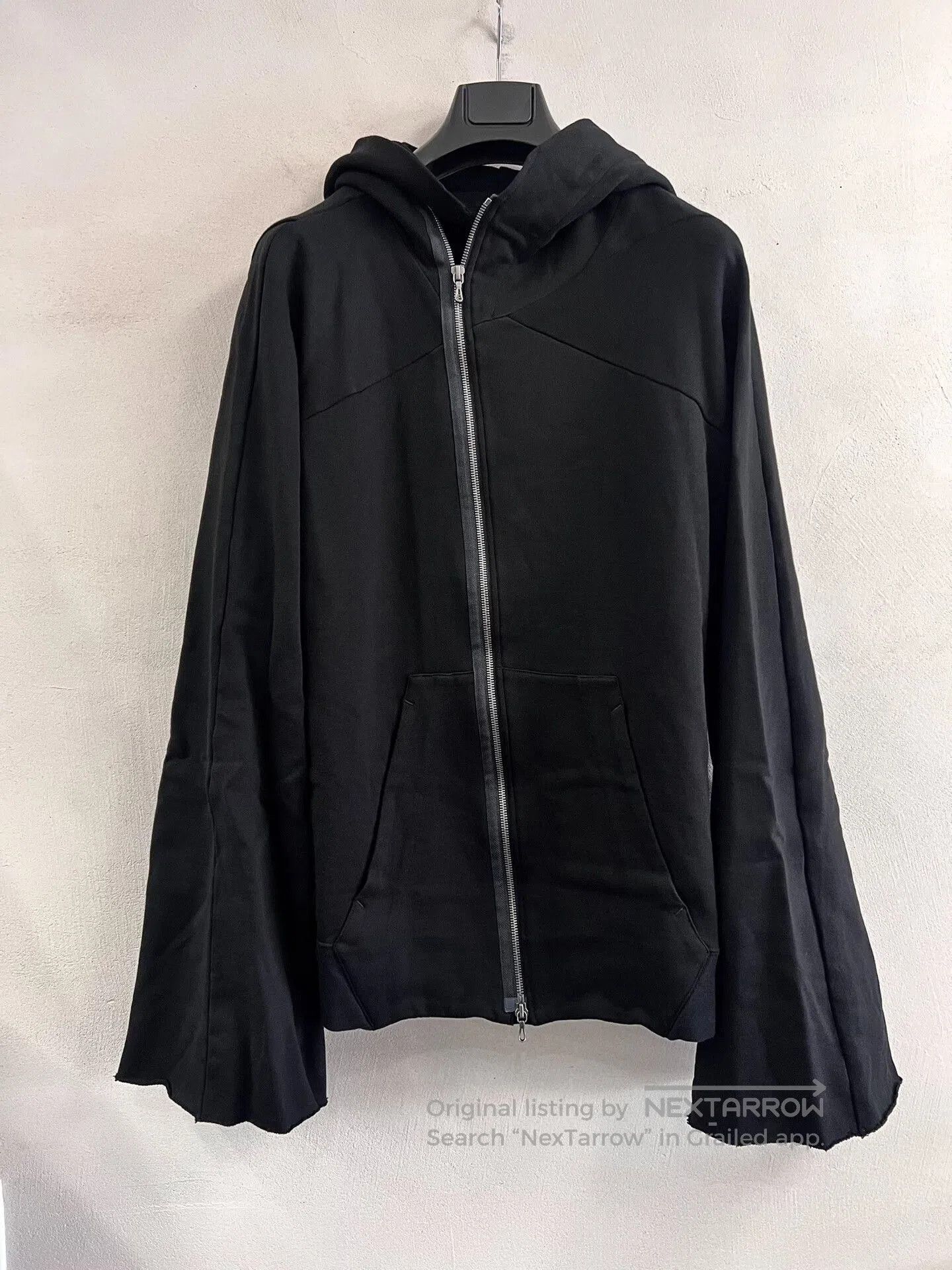 Julius Julius_7 Hooded Flare Sleeve Sweatshirt. Size M / US 6-8 / IT 42-44 - 1 Thumbnail