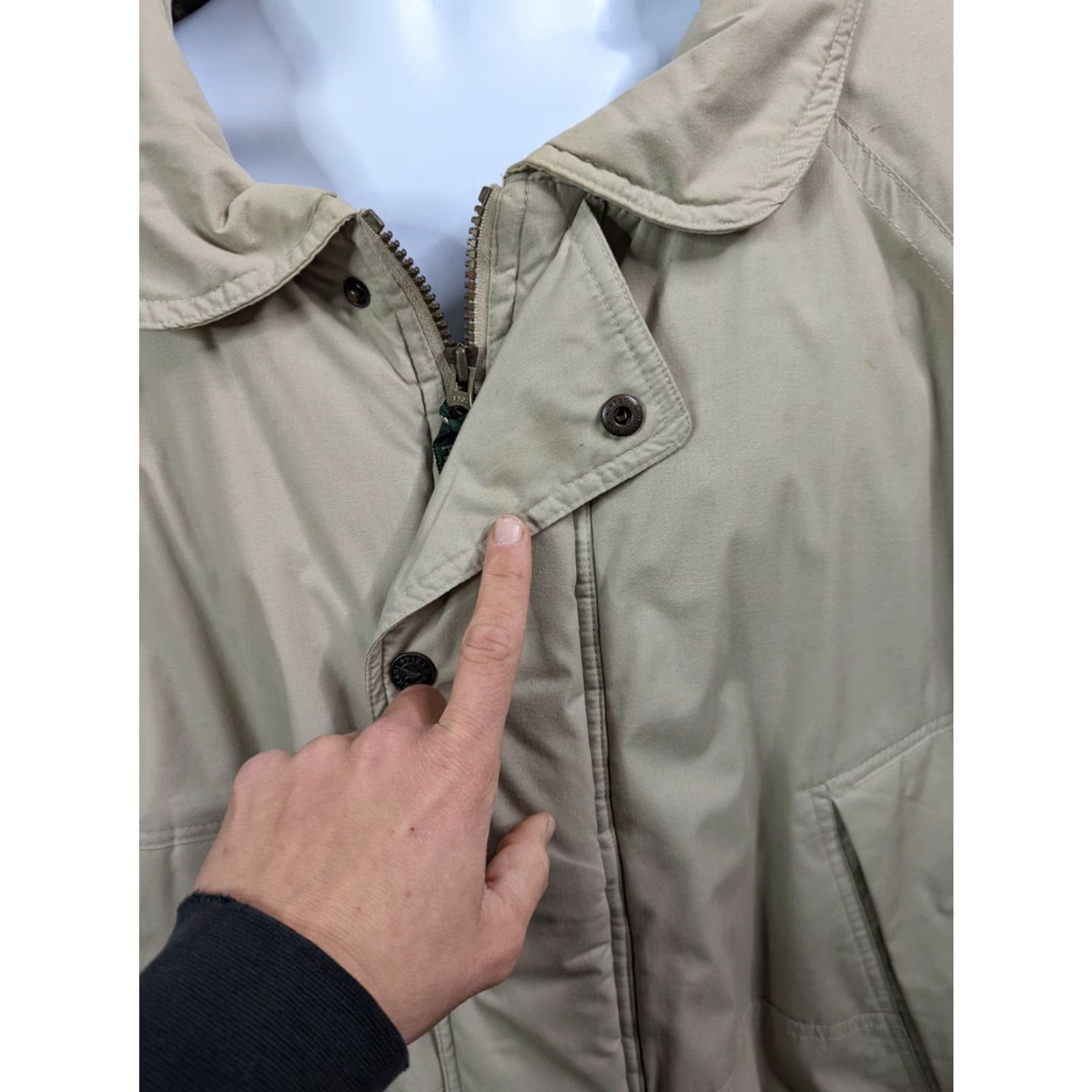 Vintage VINTAGE Field & STREAM Beige Parka Insulated Winter Coat Mens 2XL Jacket Size US XXL / EU 58 / 5 - 2 Thumbnail