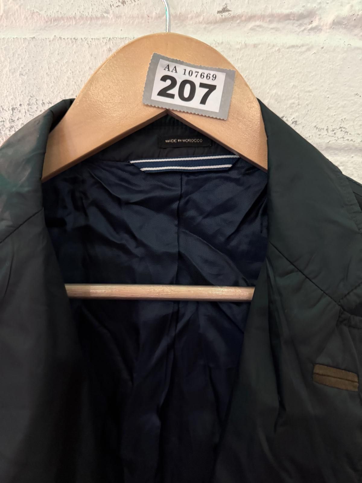 Massimo Dutti Massimo Dutti Men's Quilted Jacket Black Size 40 Size US M / EU 48-50 / 2 - 3 Thumbnail