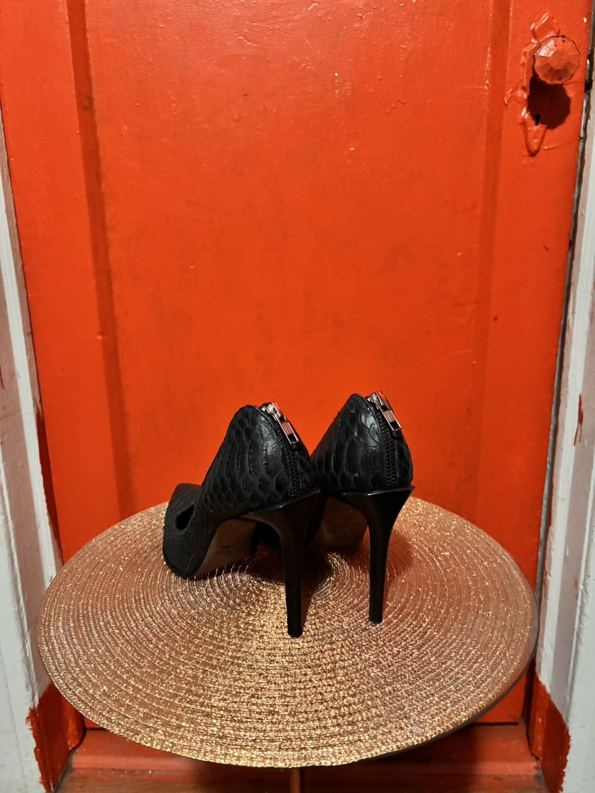 Helmut Lang Helmut Lang Snake Skin Heels Size US 10 / IT 40 - 4 Thumbnail