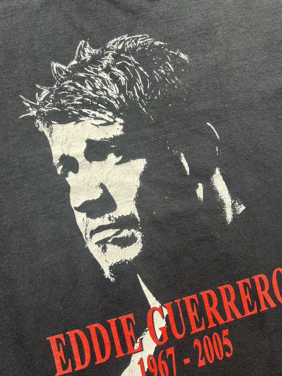 Vintage 2005 Eddie Guerrero Memorial Tee Shirt Wrestling WWE WWF Size US L / EU 52-54 / 3 - 4 Thumbnail