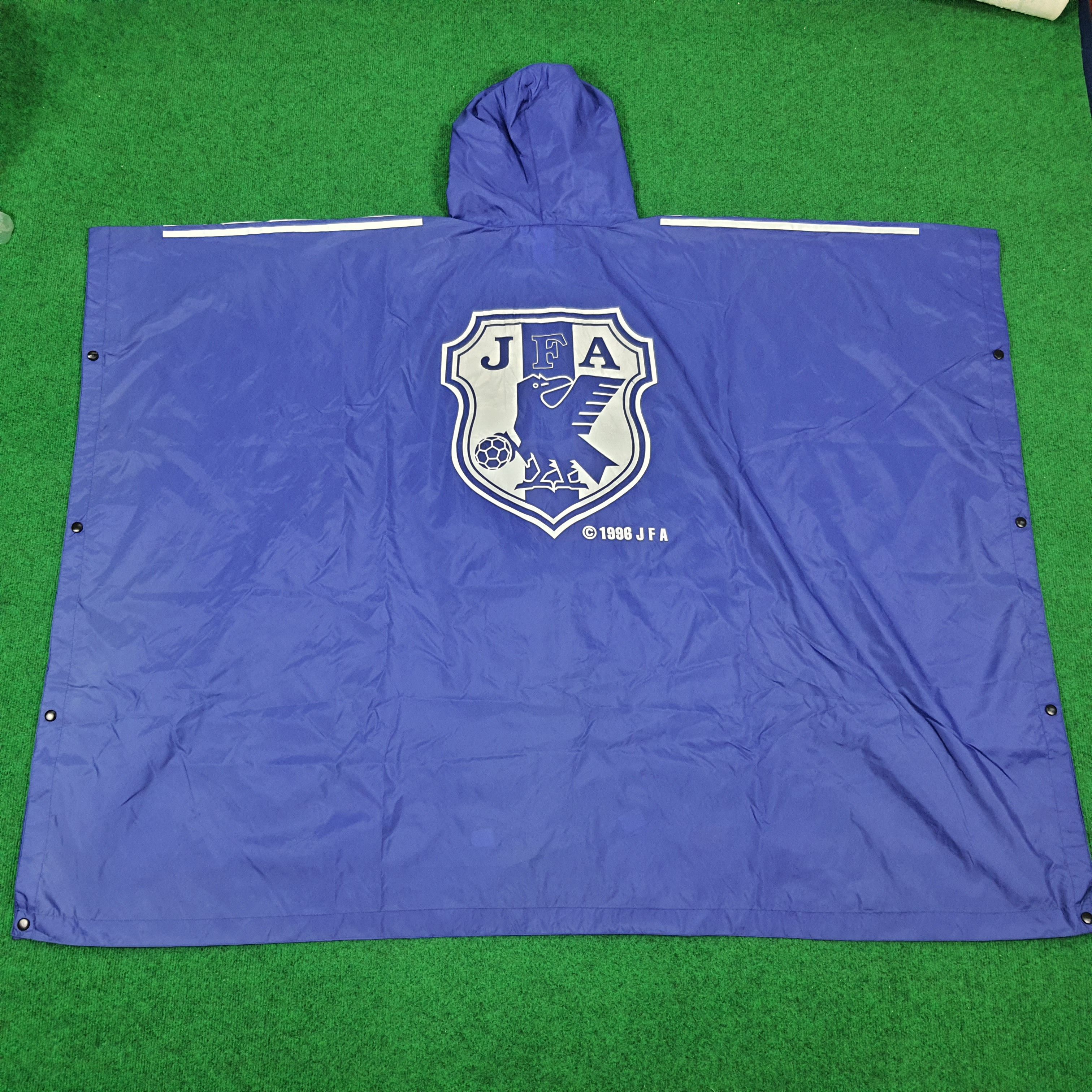 Adidas Vintage Adidas Japan Football Team Raincoat Size US M / EU 48-50 / 2 - 1 Thumbnail