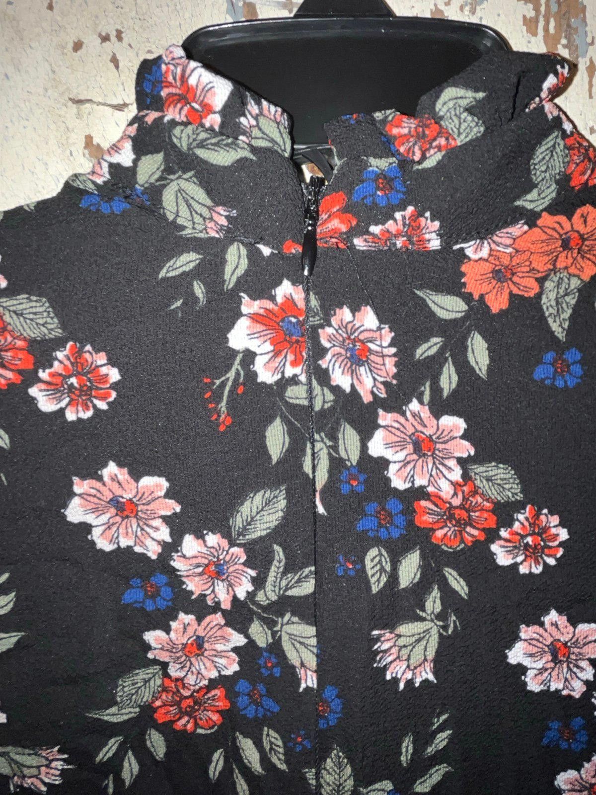 Designer NWT Free Generation Los Angeles Dress, Small, black floral Size S / US 4 / IT 40 - 5 Thumbnail