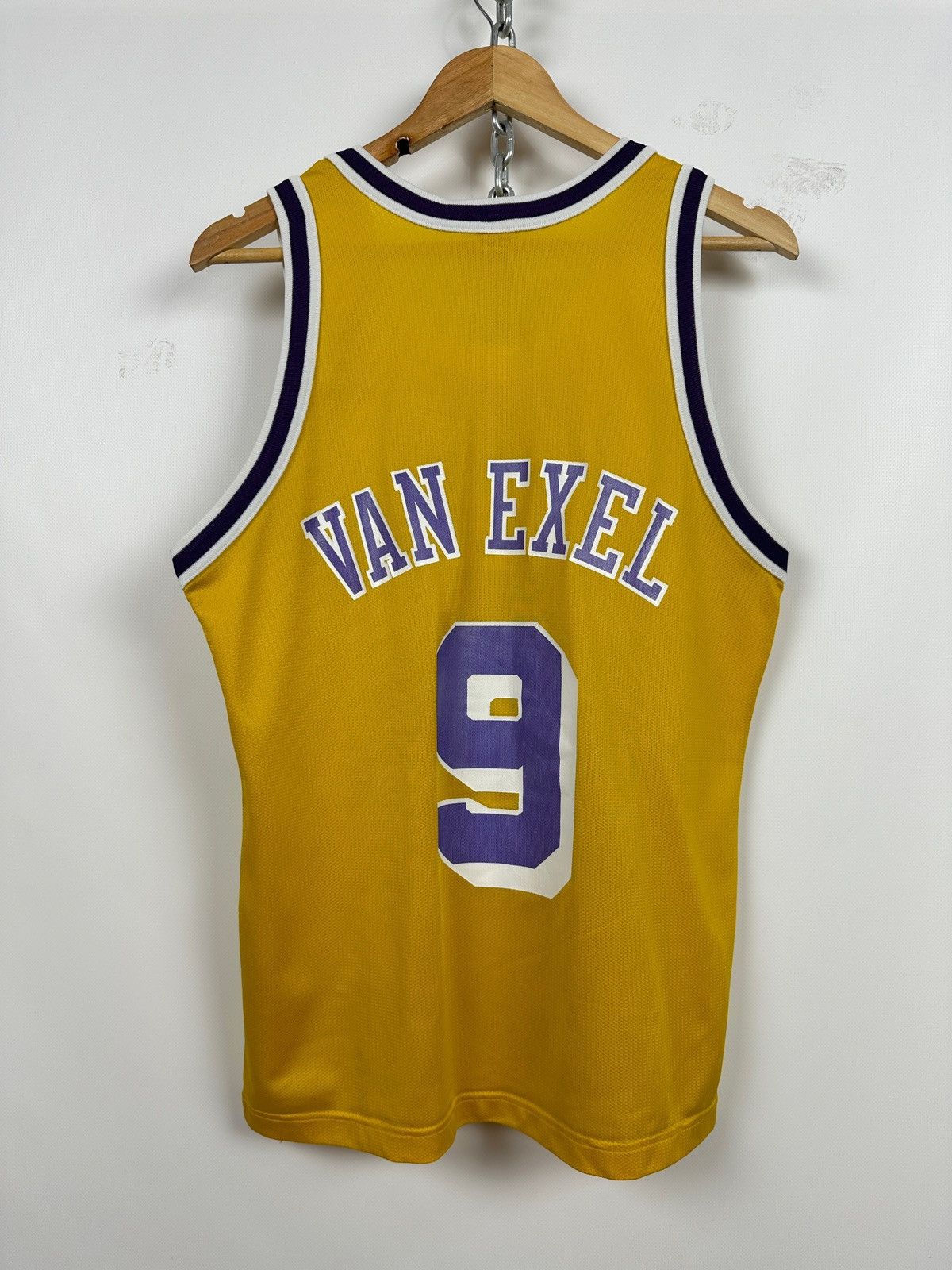 Champion Vintage Los Angeles Lakers Champion Van Exel #9 Jersey Size US S / EU 44-46 / 1 - 2 Thumbnail