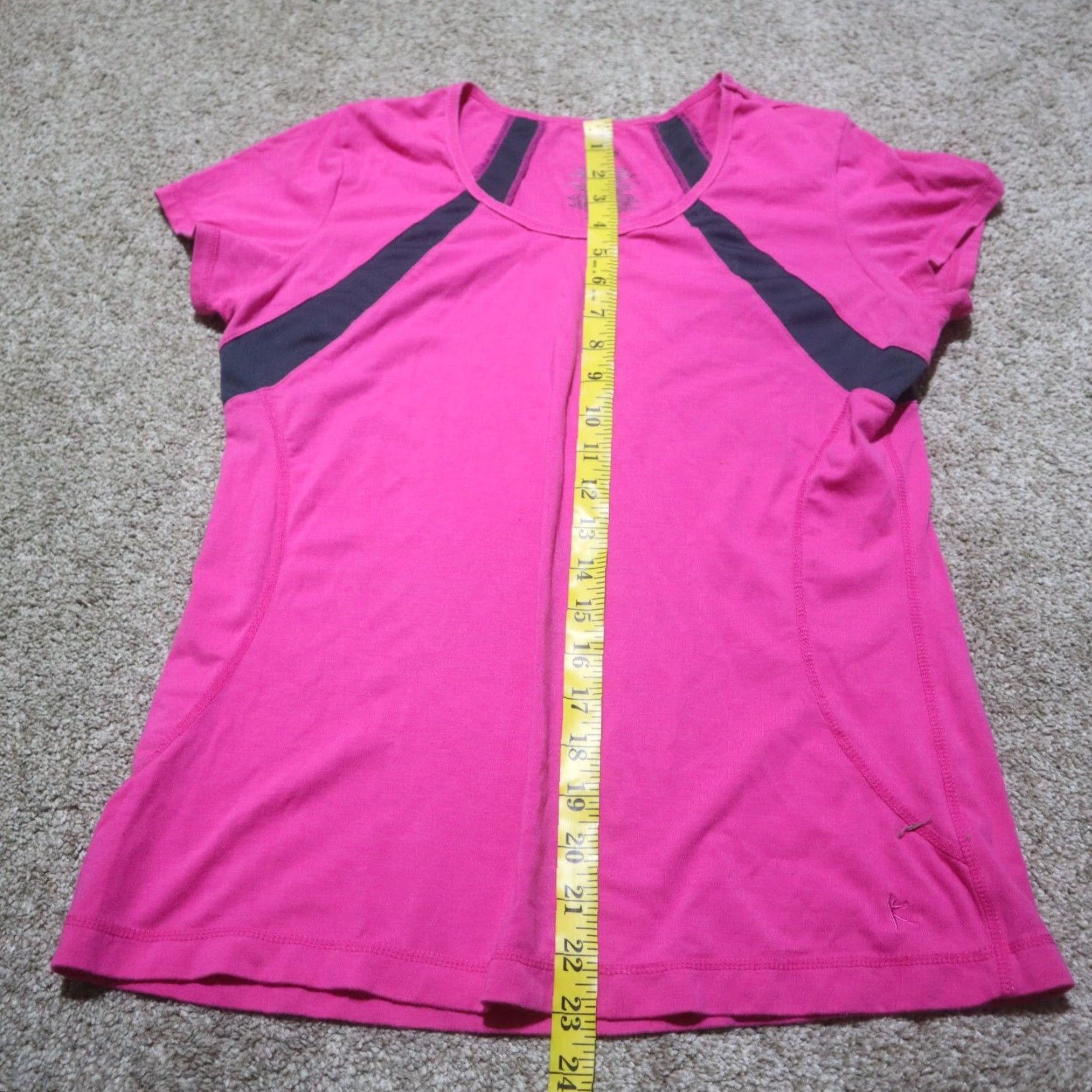 Vintage VINTAGE Danskin Pink Scrub Shirt Short Sleeve Adult Women's L Large with Pockets Size 36" / US 14 / IT 50 - 4 Thumbnail