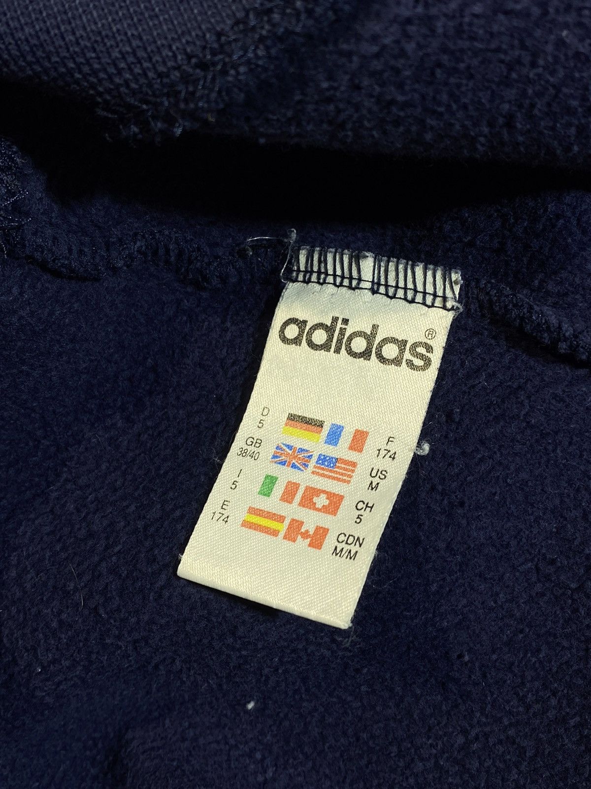 Adidas VINTAGE ADIDAS TREFOIL CREWNECK SWEATSHIRT FADED RETRO 90s Size US M / EU 48-50 / 2 - 12 Thumbnail